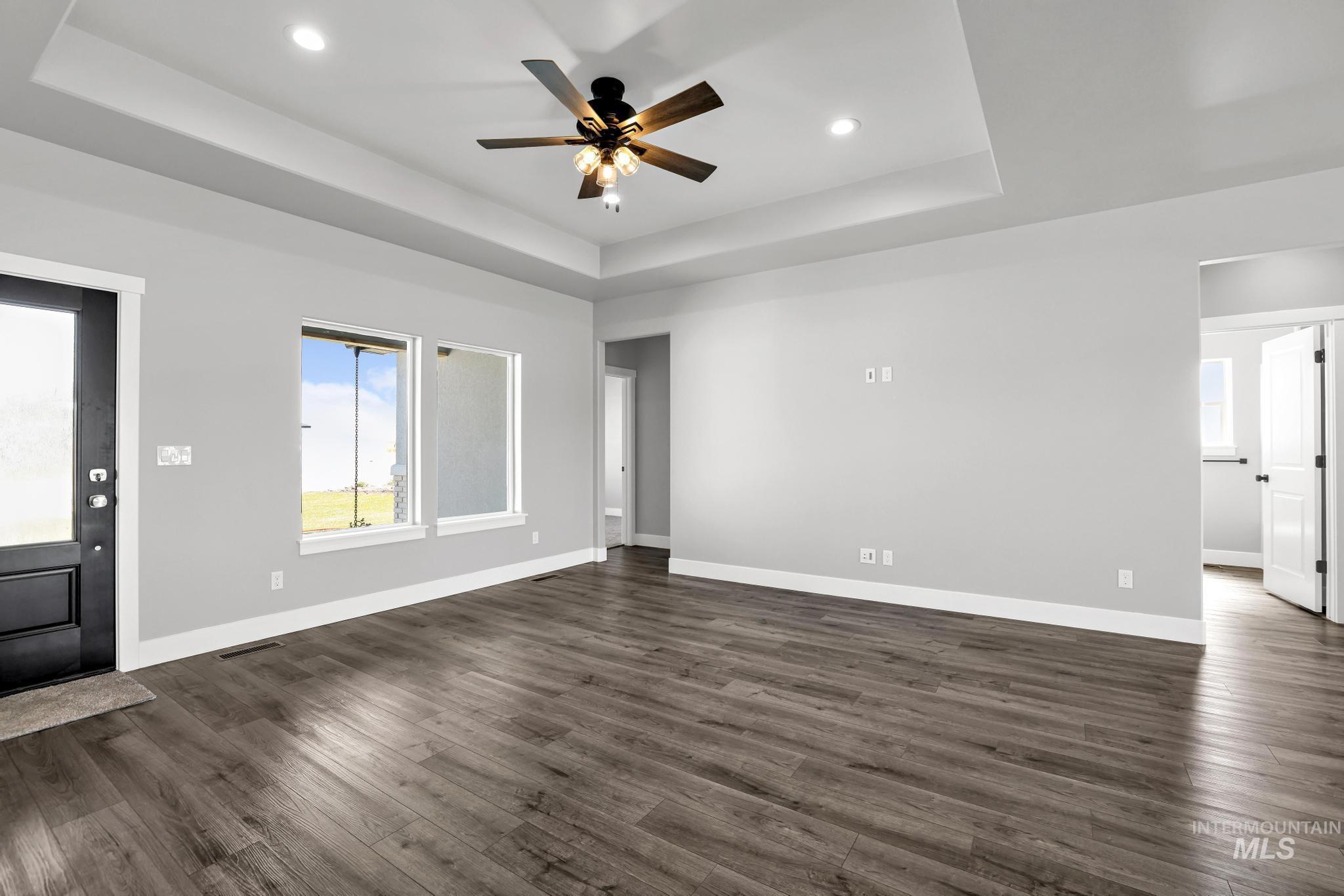 1329 18th Ave E Property Photo 9