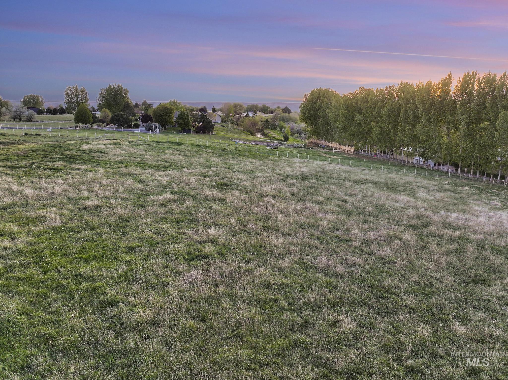 2673 S 1050 E Property Photo 12