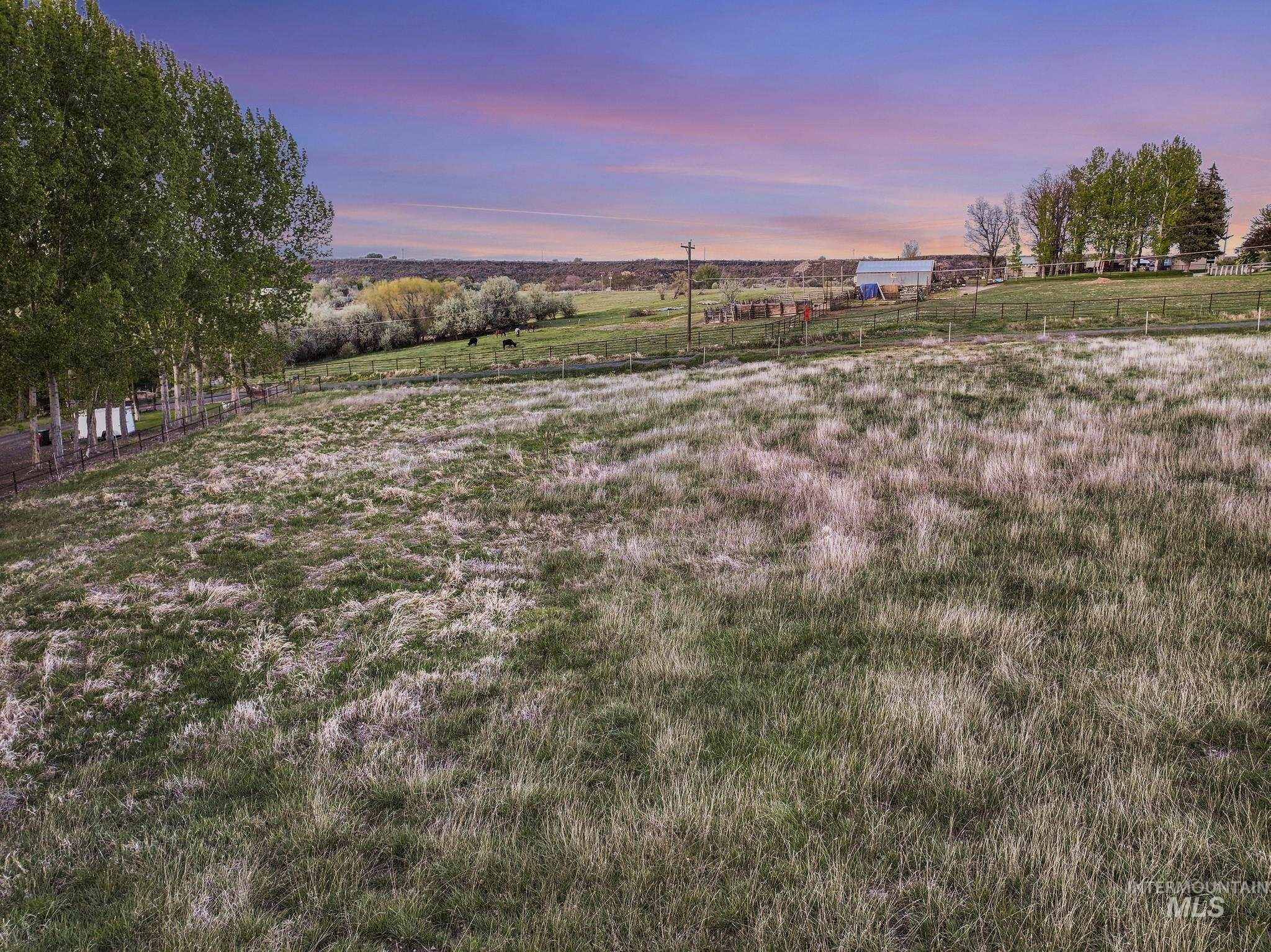 2673 S 1050 E Property Photo 15