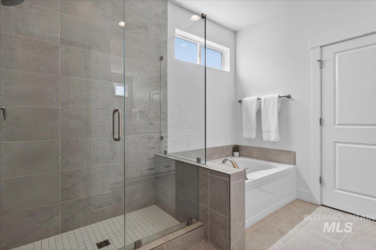 2205 N Vasquero Way Property Photo 14