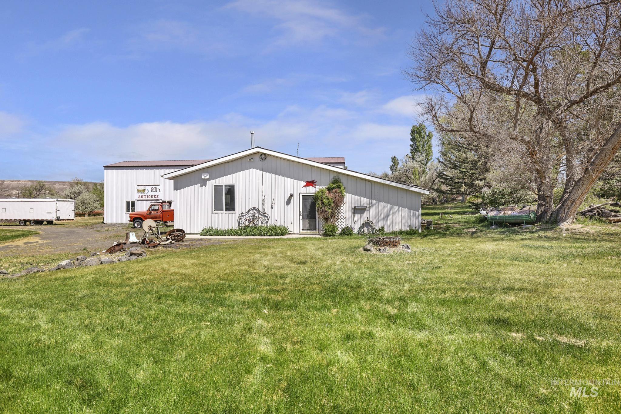 2726 S. 850 E. Property Photo 43