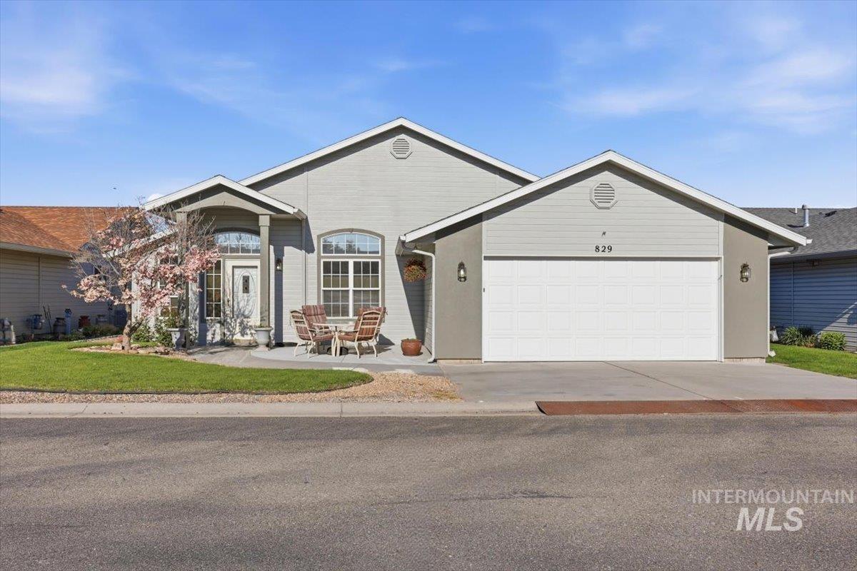 829 Bristol Property Photo 1