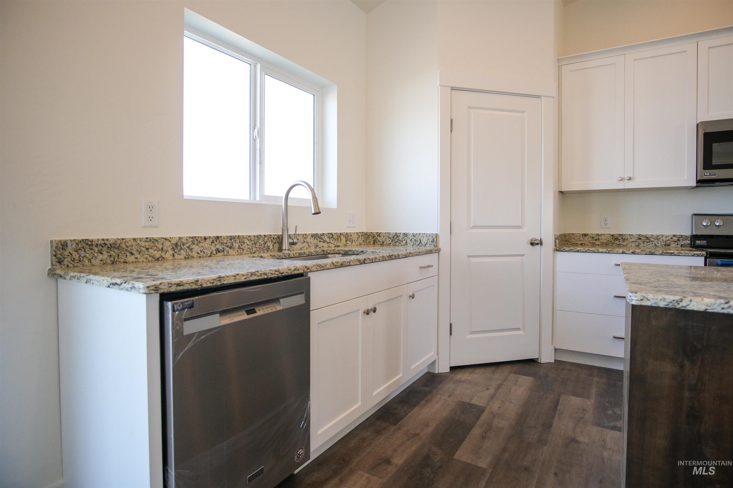2431 Dorchester Avenue Property Photo 8