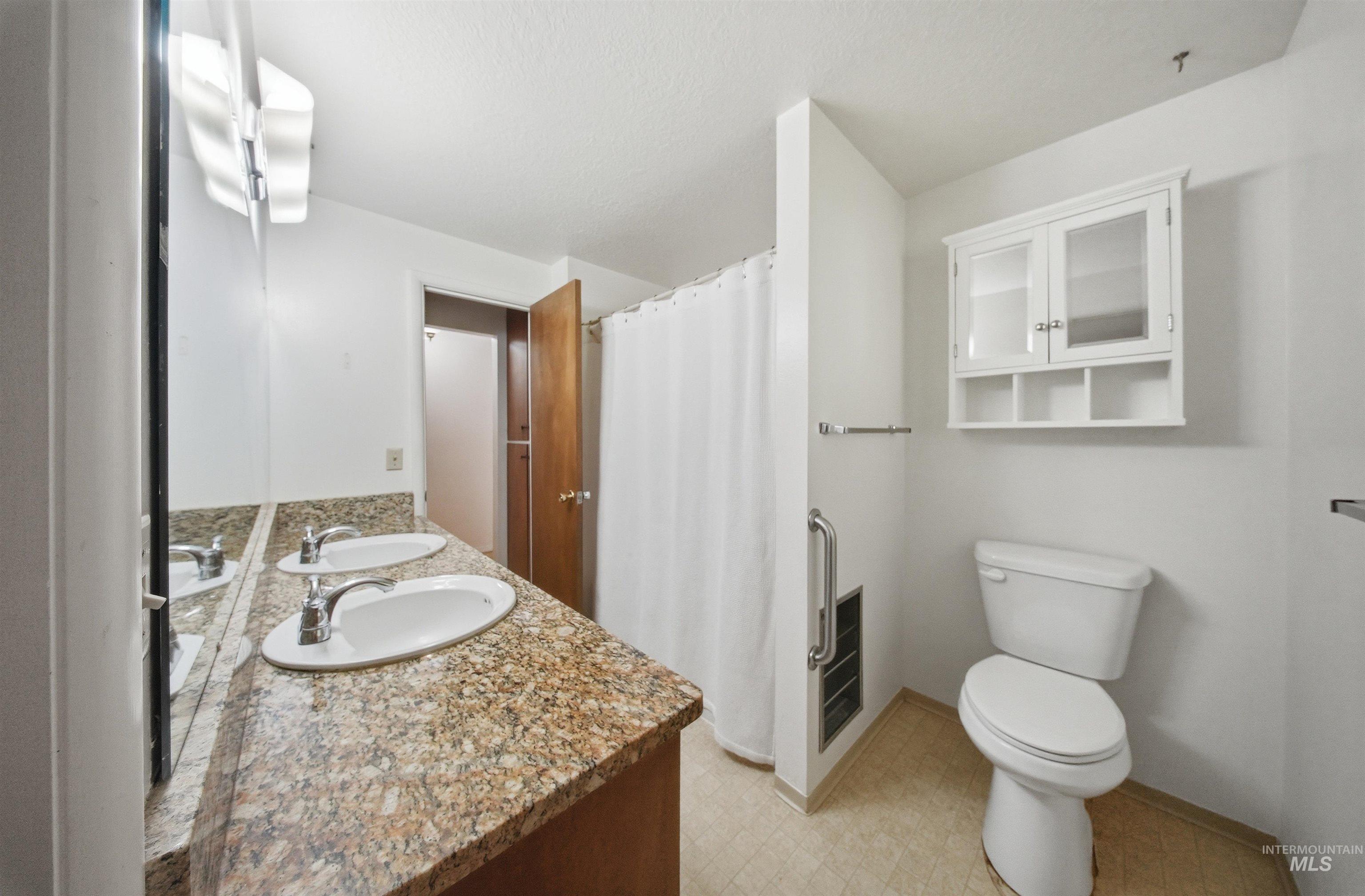 3417 N Kelly Way Property Photo 18