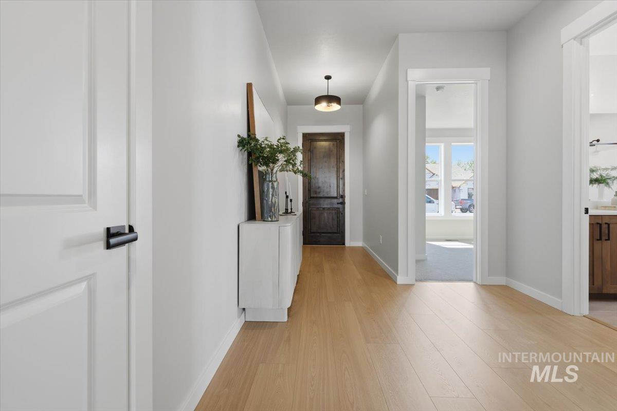 616 W Millstone St Property Photo 13