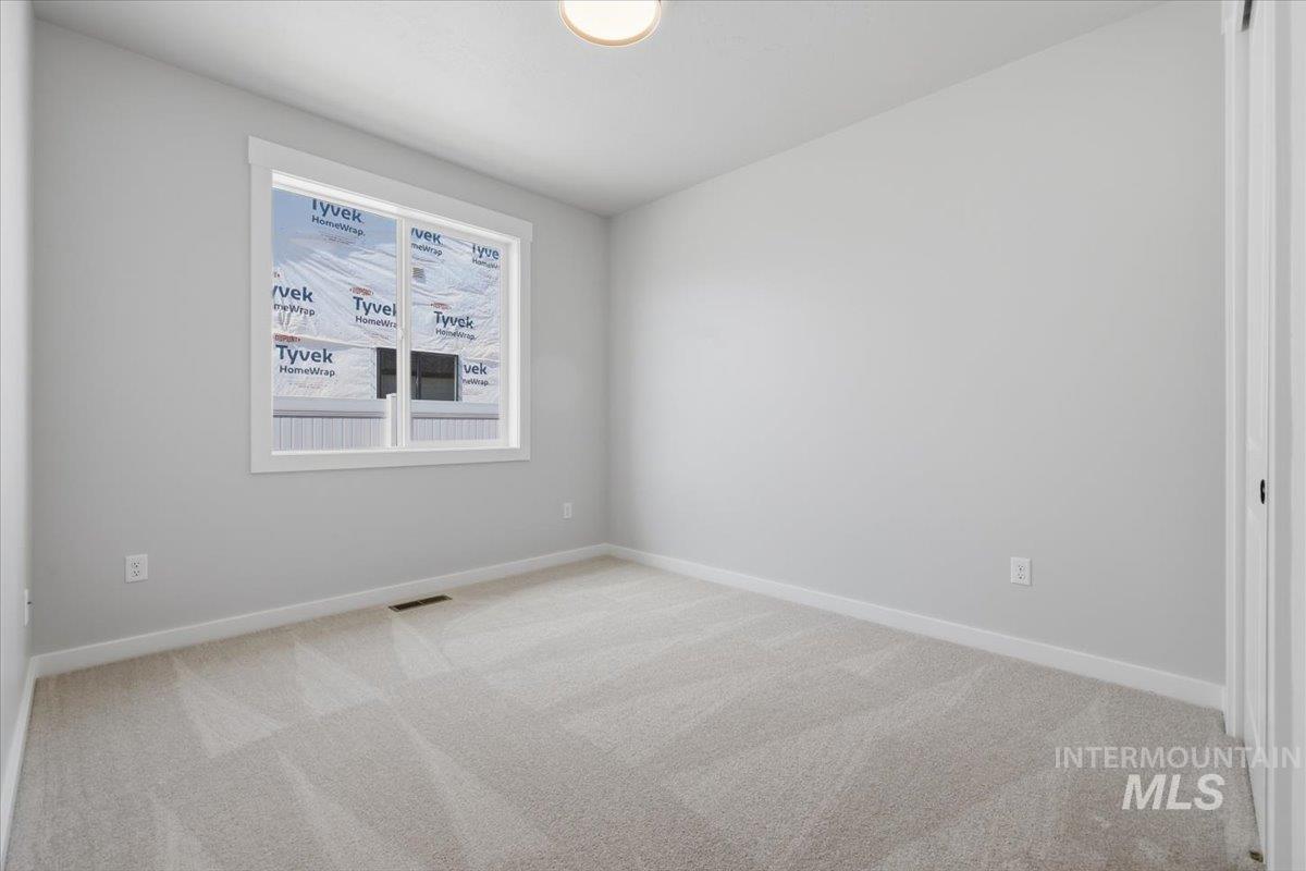 616 W Millstone St Property Photo 20