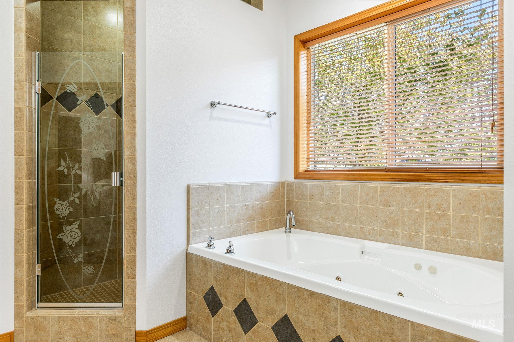 2703 E Ridgedale Place Property Photo 32