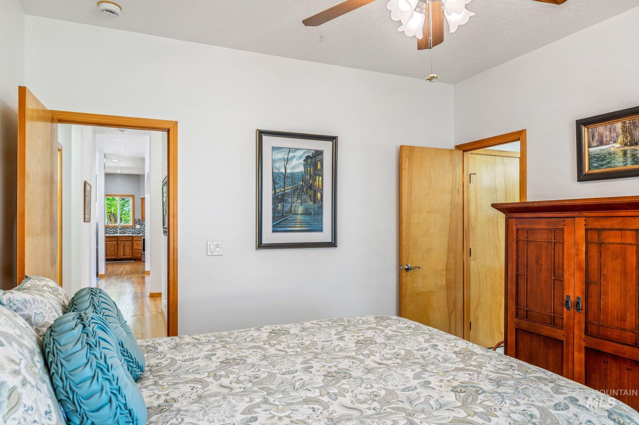 2703 E Ridgedale Place Property Photo 35