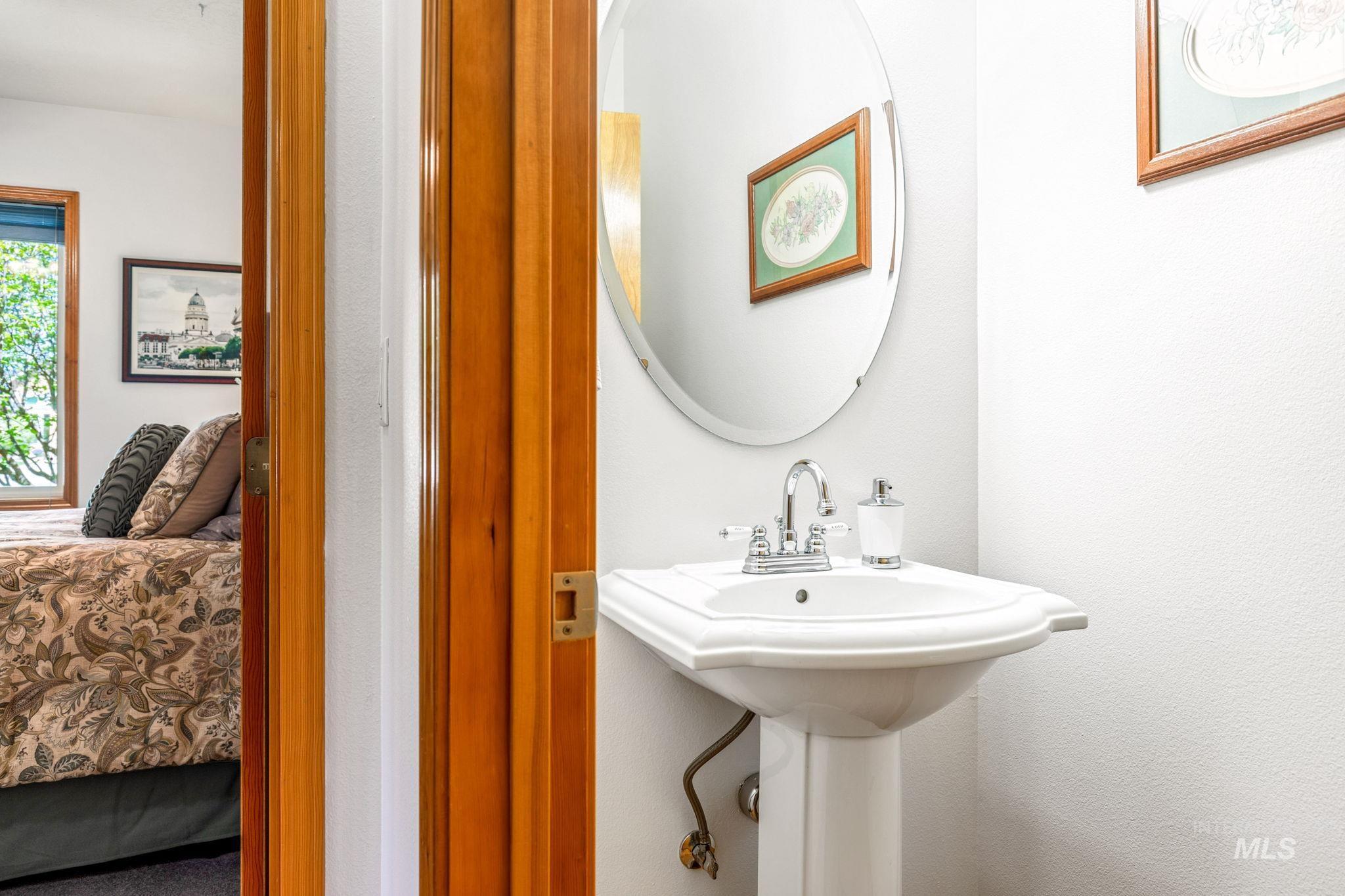 2703 E Ridgedale Place Property Photo 40