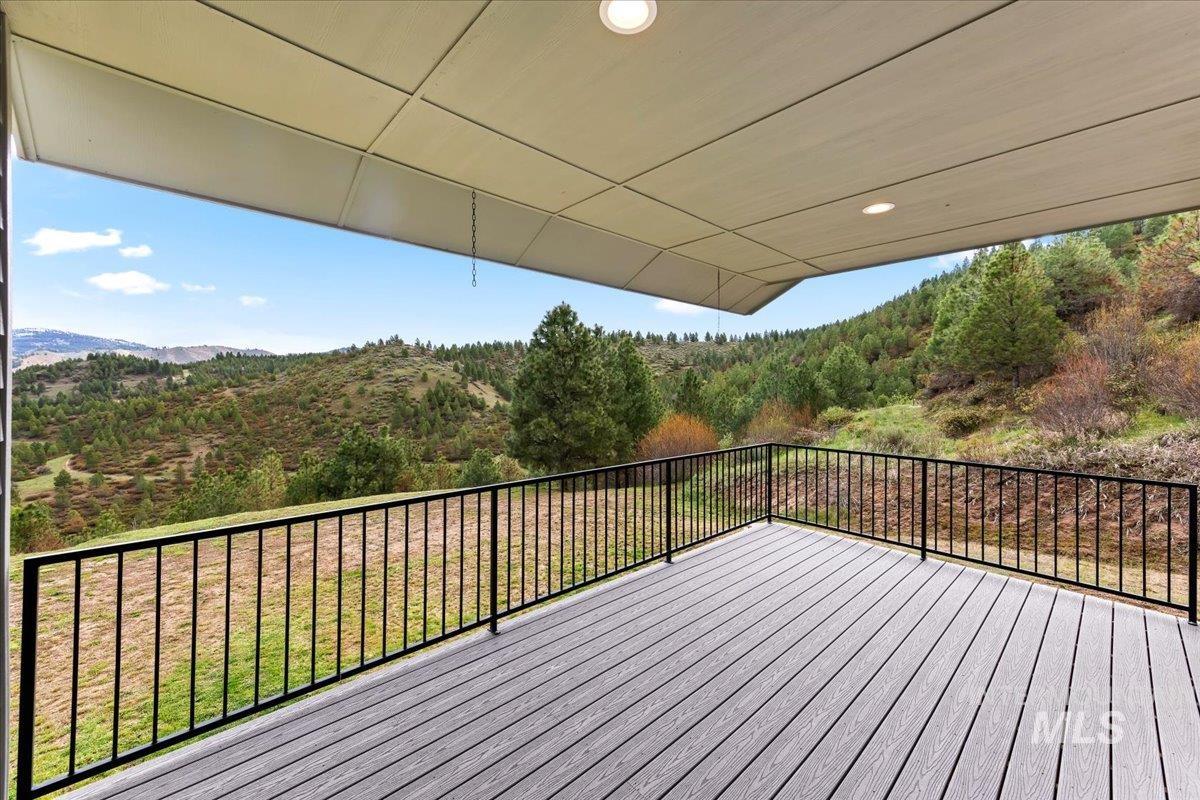96 Trails End Way Property Photo 34
