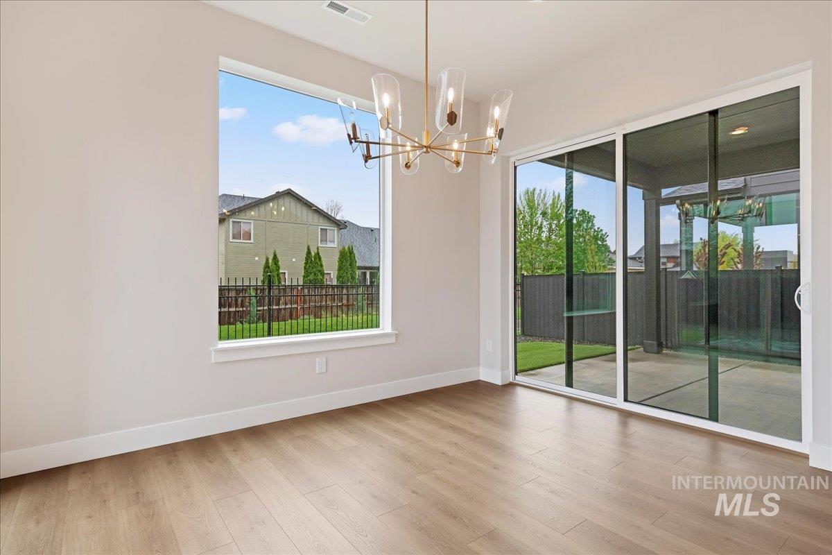 1297 W Malbar St. Property Photo 15