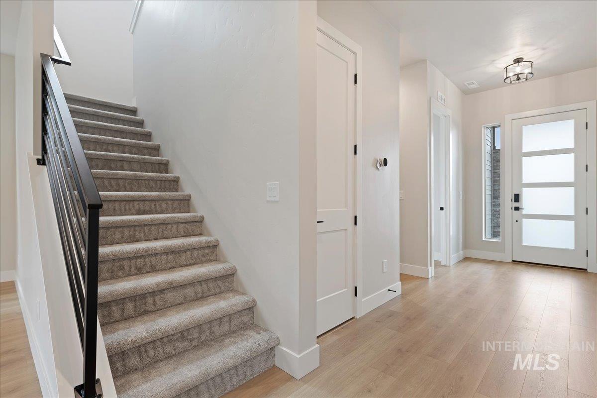 1297 W Malbar St. Property Photo 17