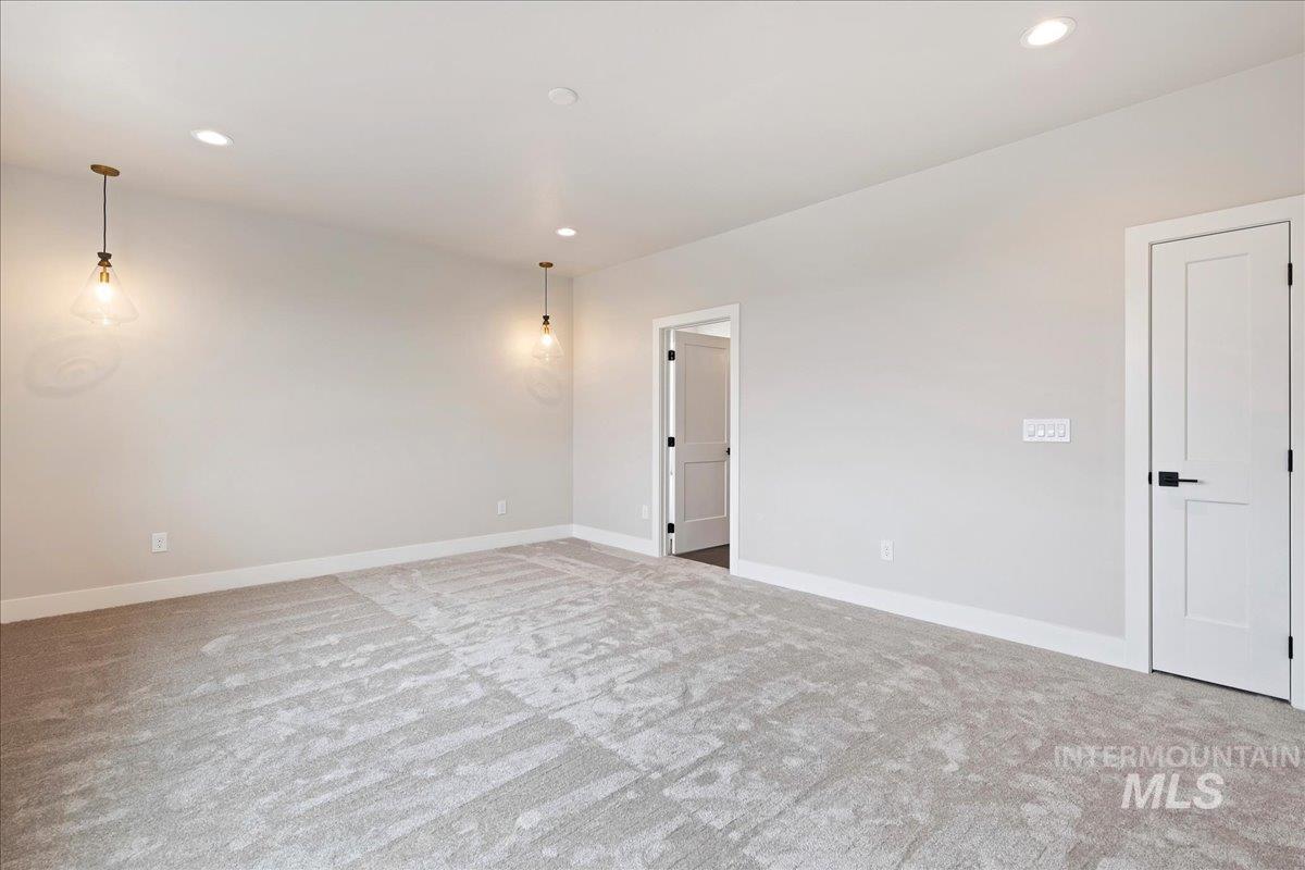 1297 W Malbar St. Property Photo 18