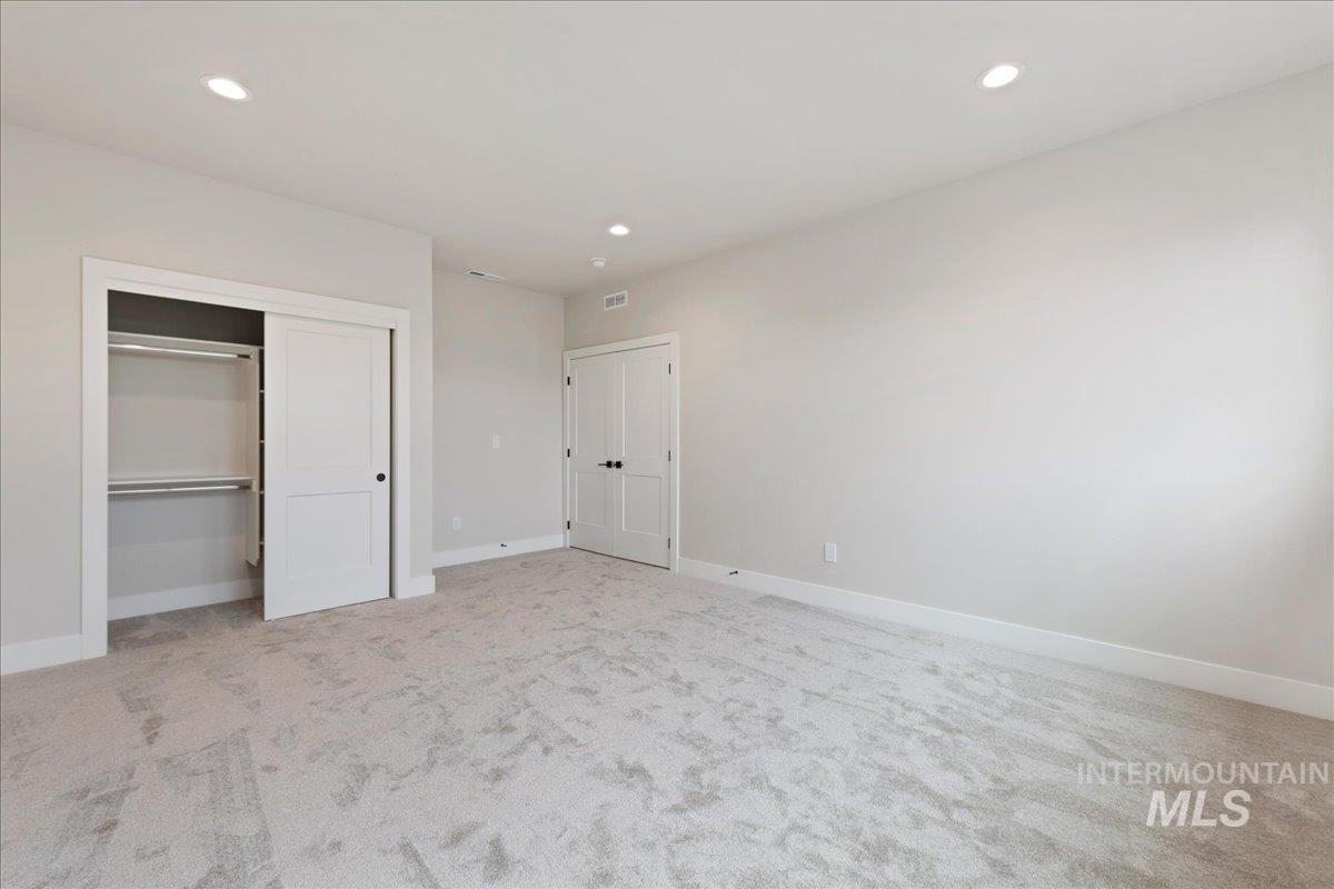 1297 W Malbar St. Property Photo 29