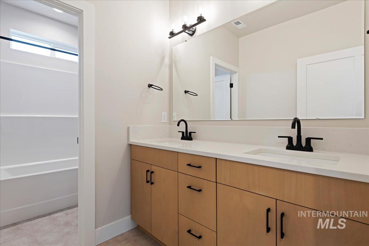 1297 W Malbar St. Property Photo 30