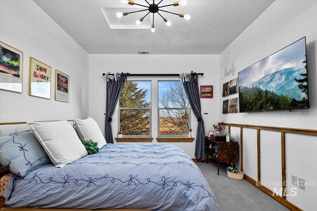 13100 S Laken Ln Property Photo 25
