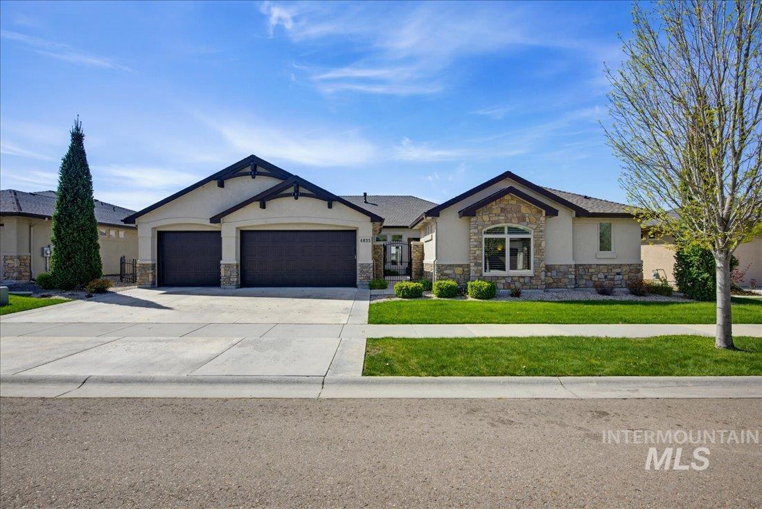 4635 W Braveheart St Property Photo 48