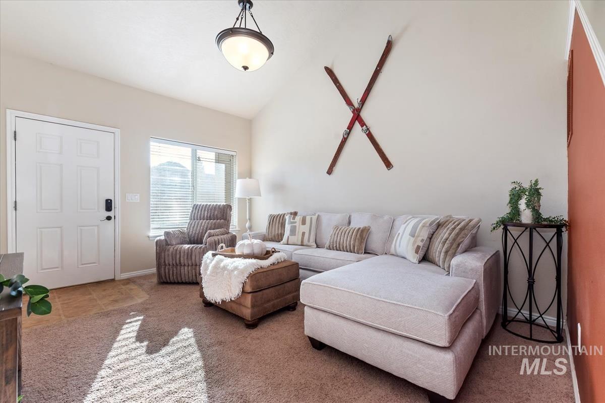 21 Mangum Property Photo 4