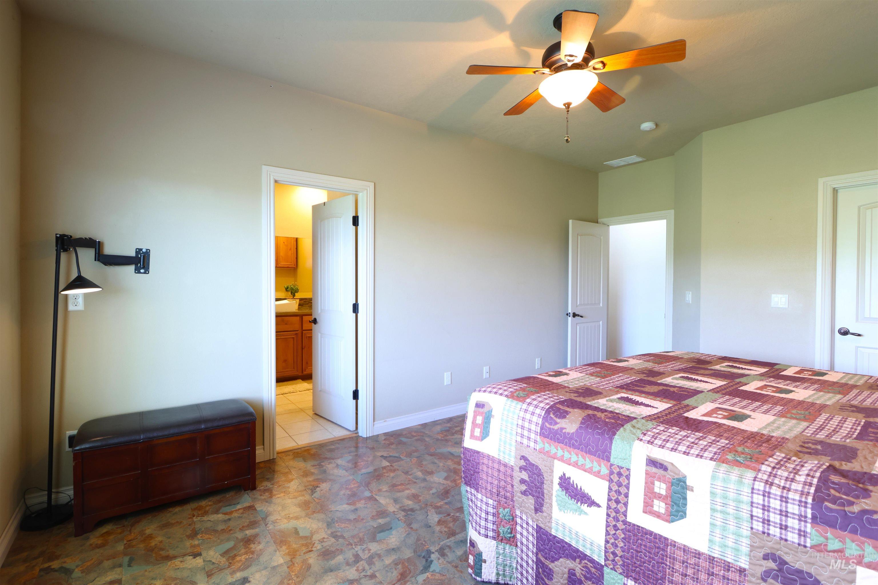 2278 Golf Lane Property Photo 11