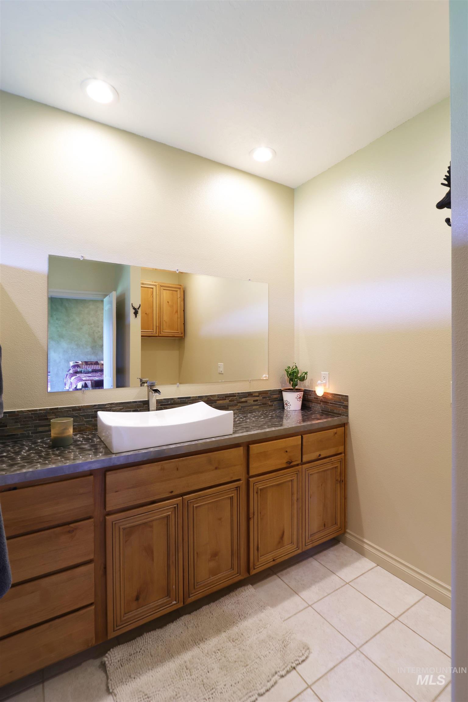 2278 Golf Lane Property Photo 13