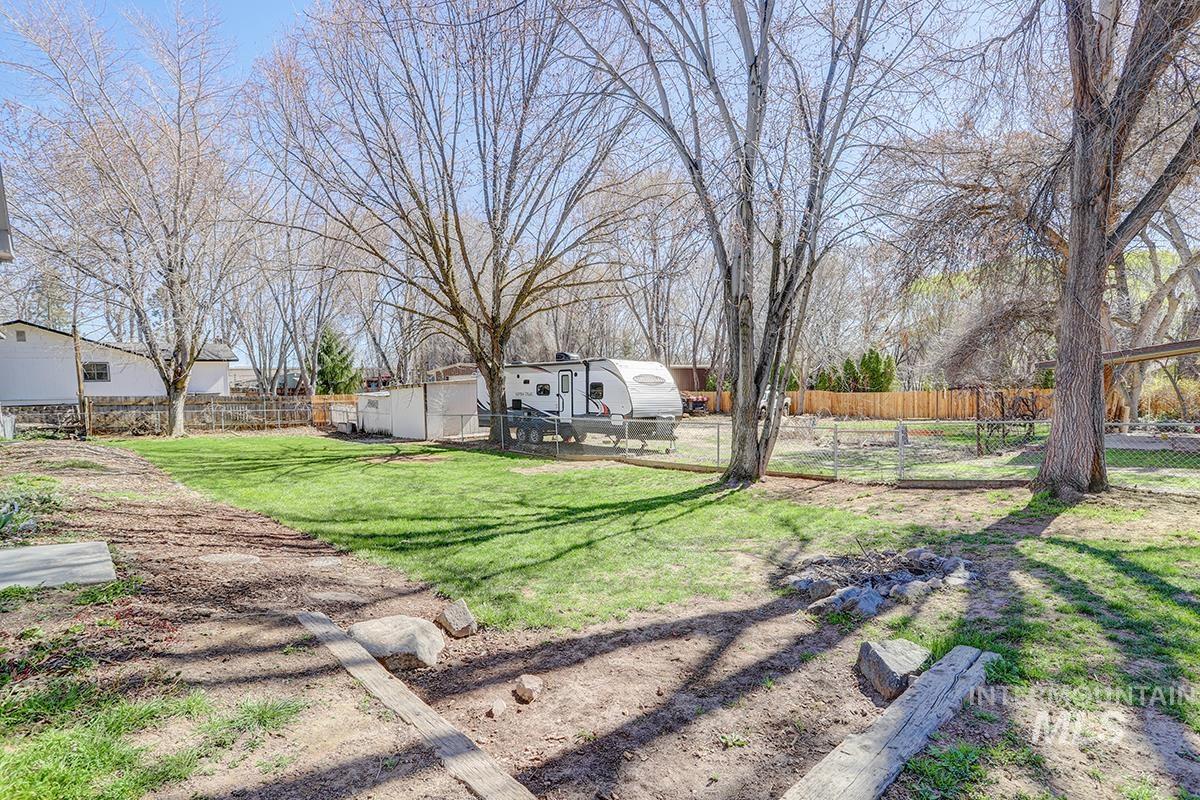 1515 E Florida Ave Property Photo 5