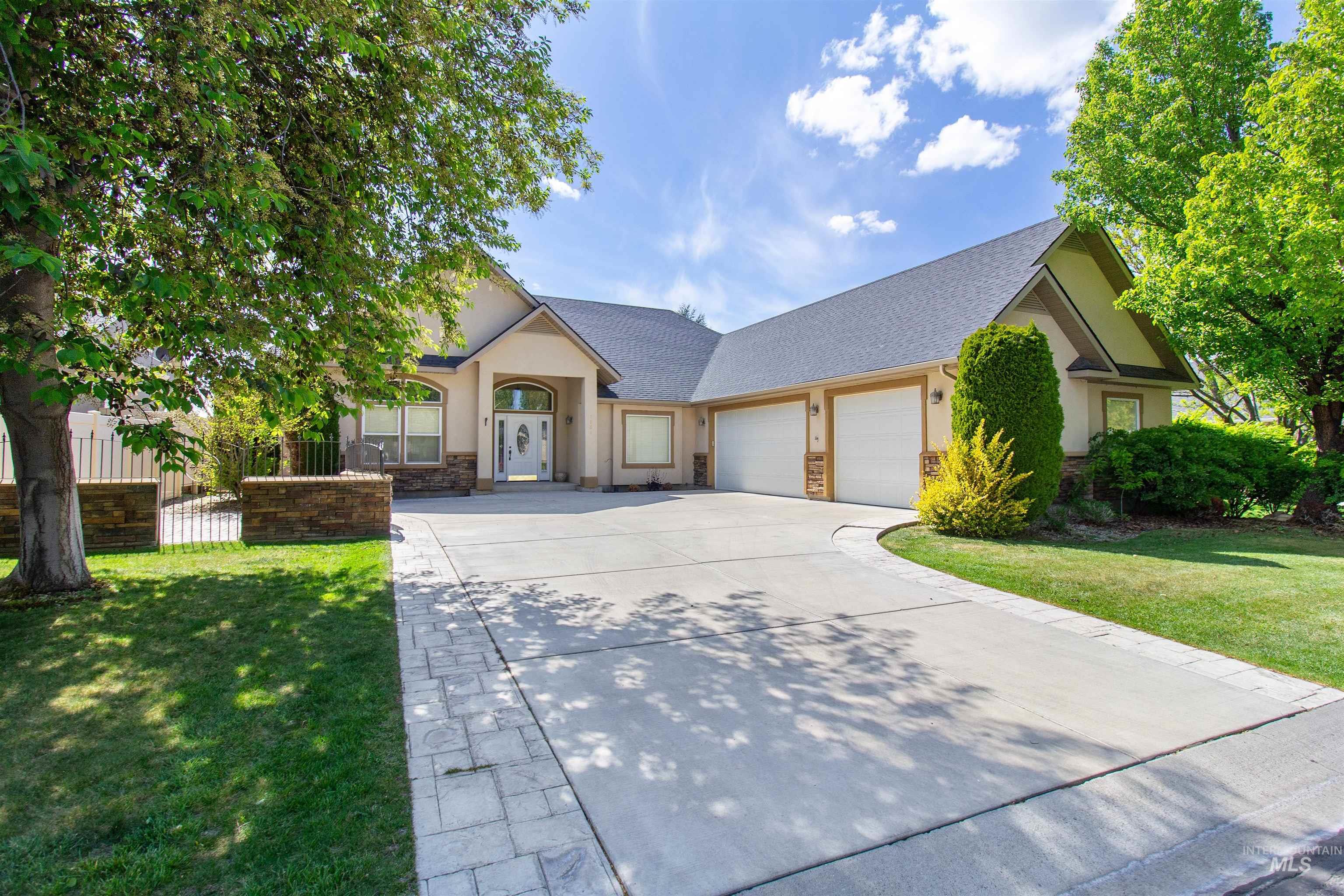 1861 Canyon Park Ct Property Photo