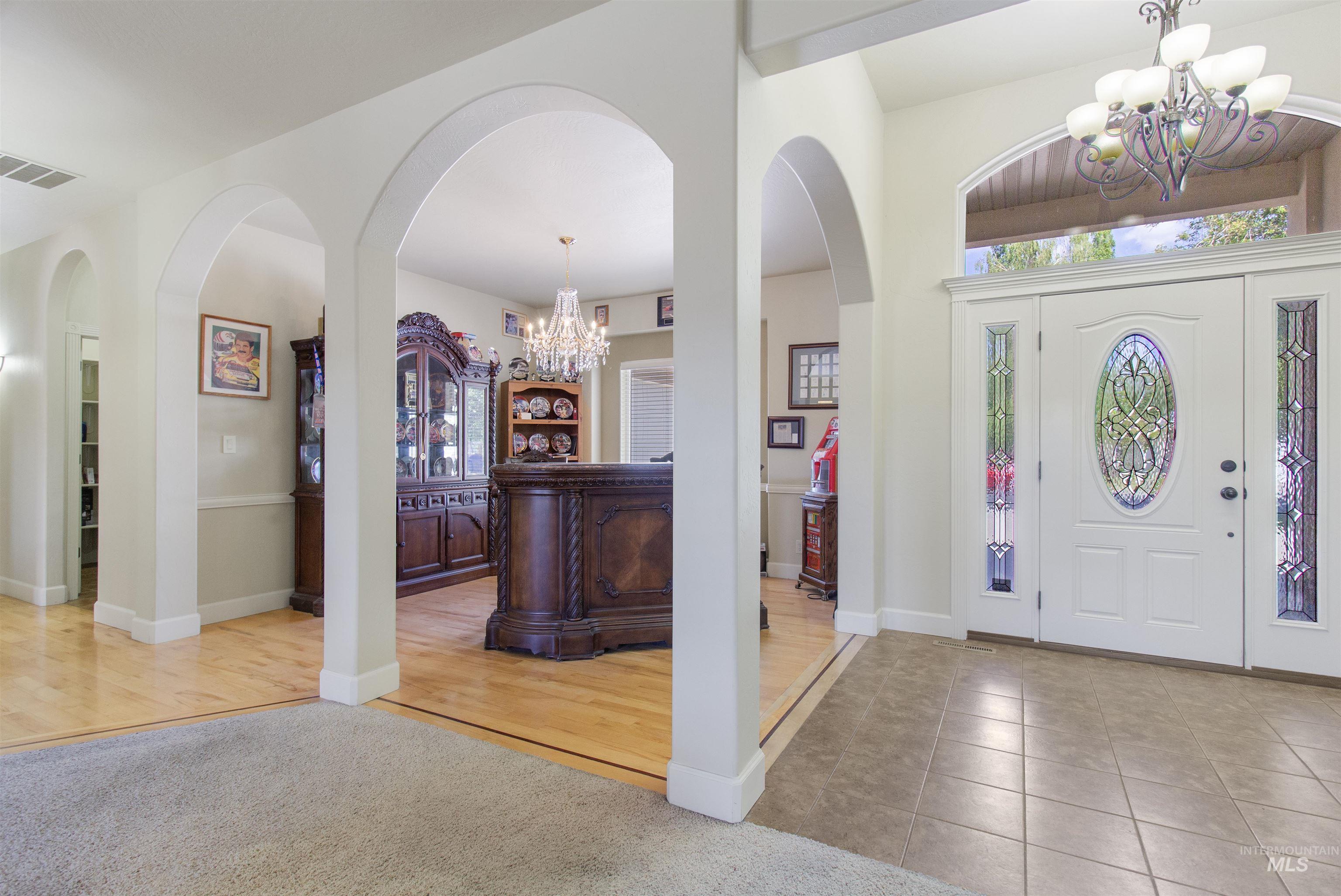 1861 Canyon Park Ct Property Photo 7
