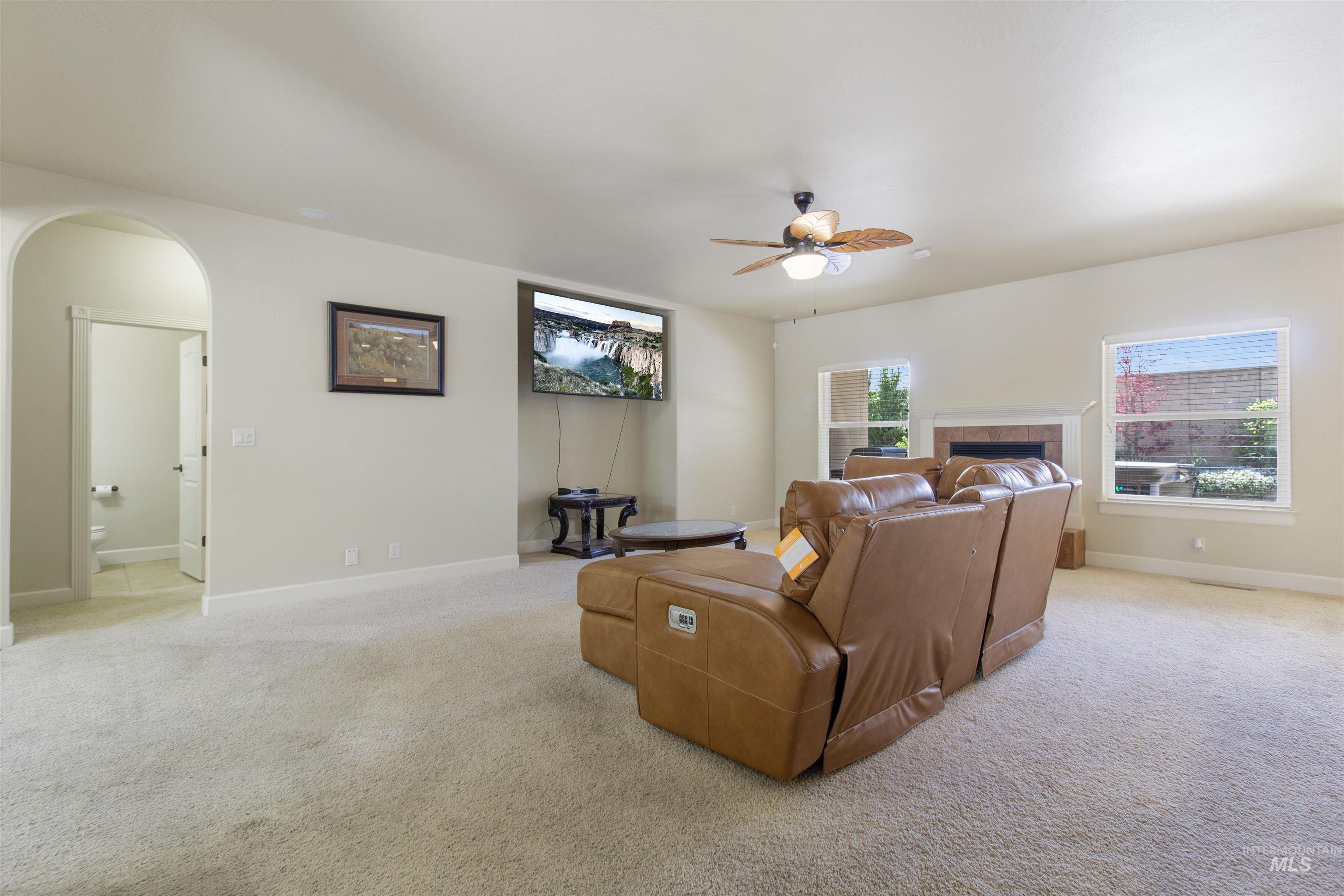 1861 Canyon Park Ct Property Photo 12