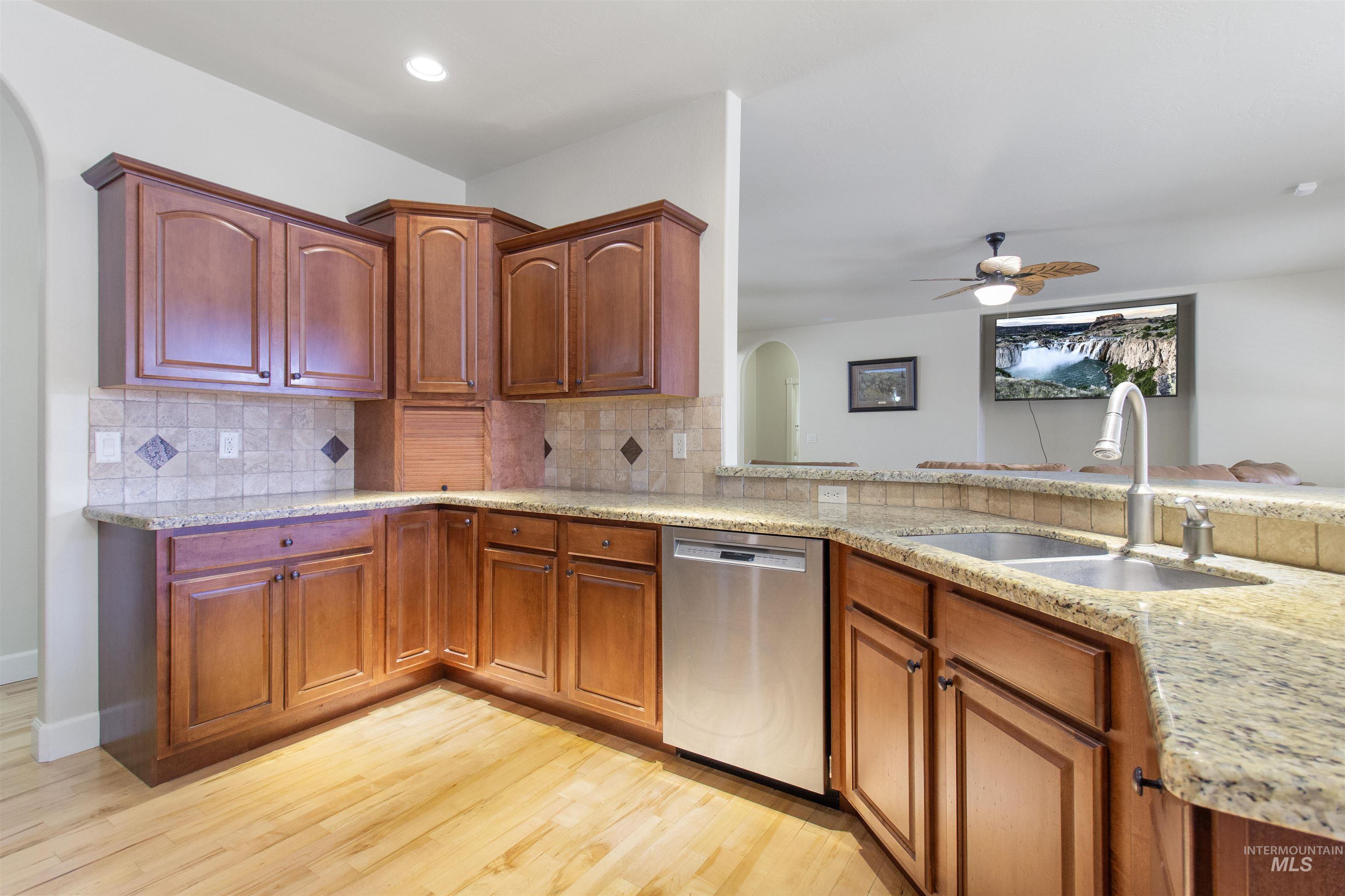 1861 Canyon Park Ct Property Photo 15