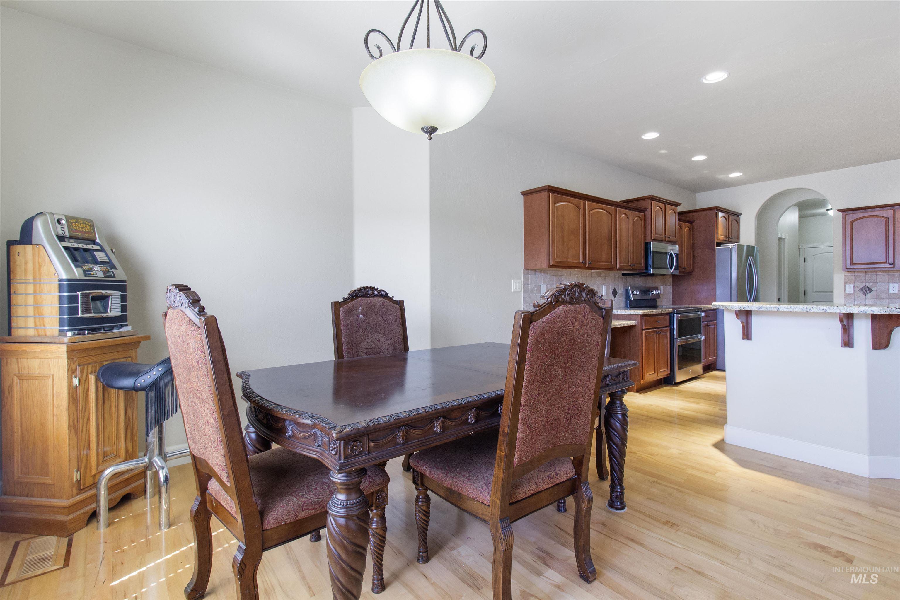 1861 Canyon Park Ct Property Photo 21