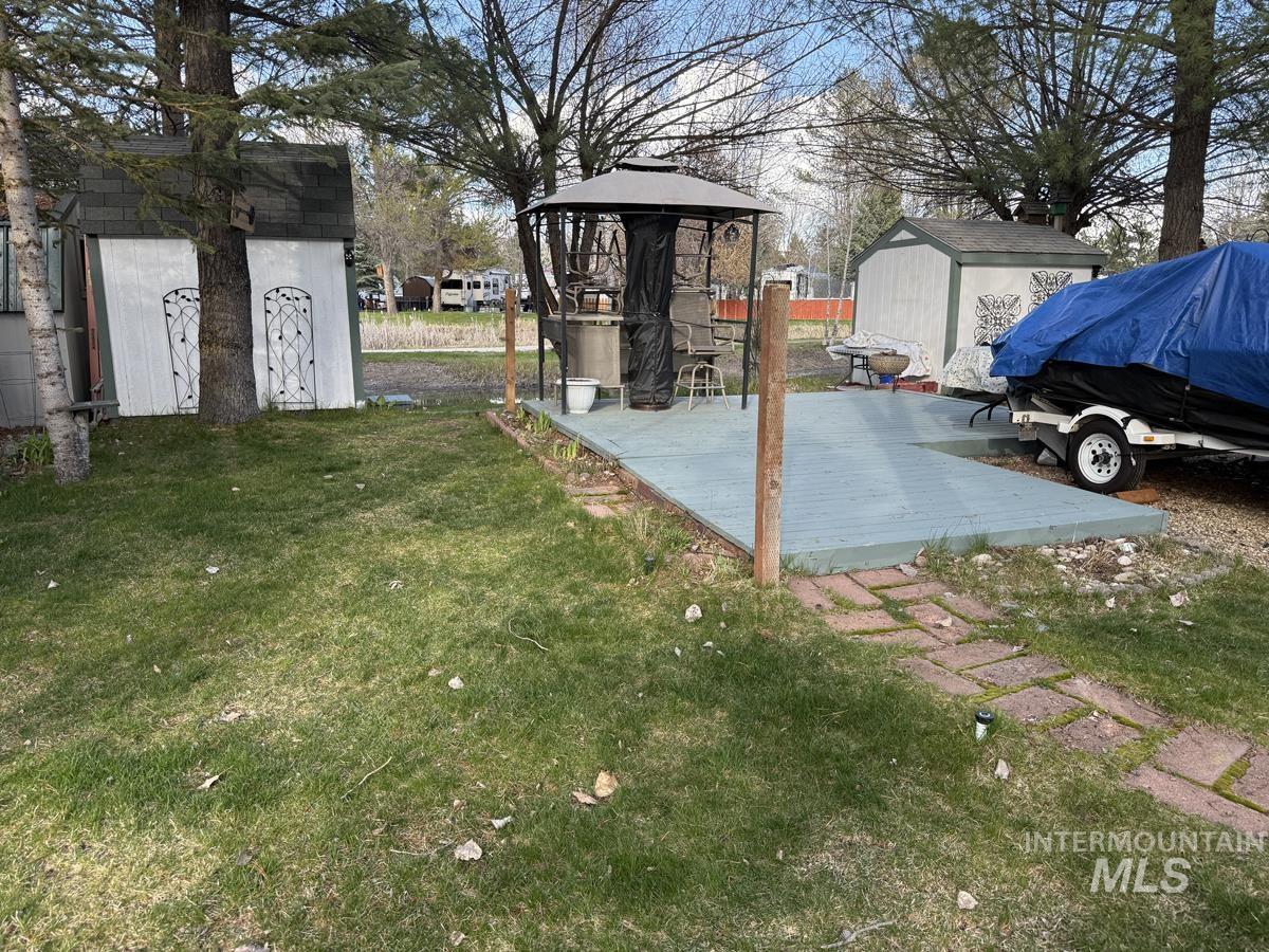 7 H Street Property Photo 4