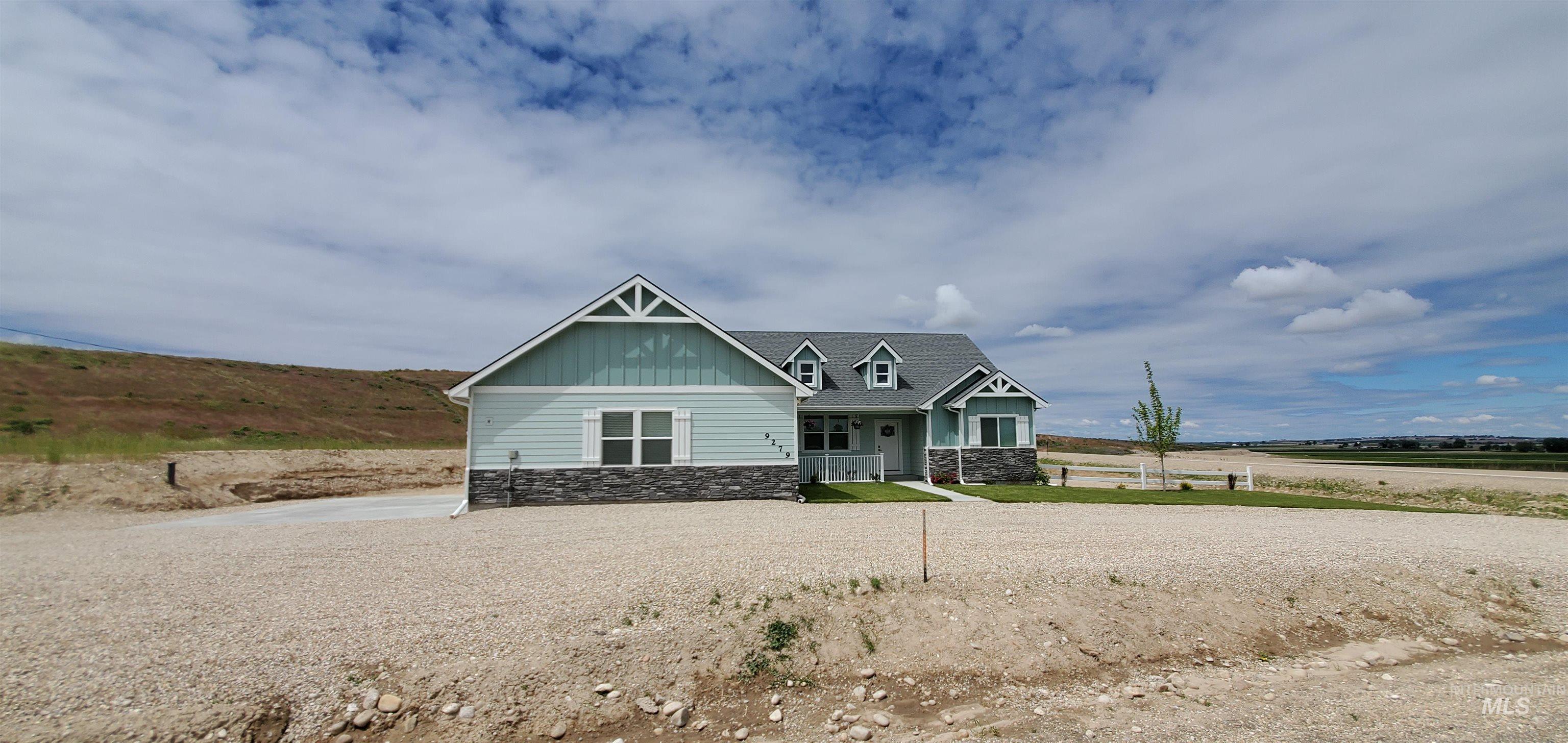 9279 Rolling Hills Ct Property Photo 7