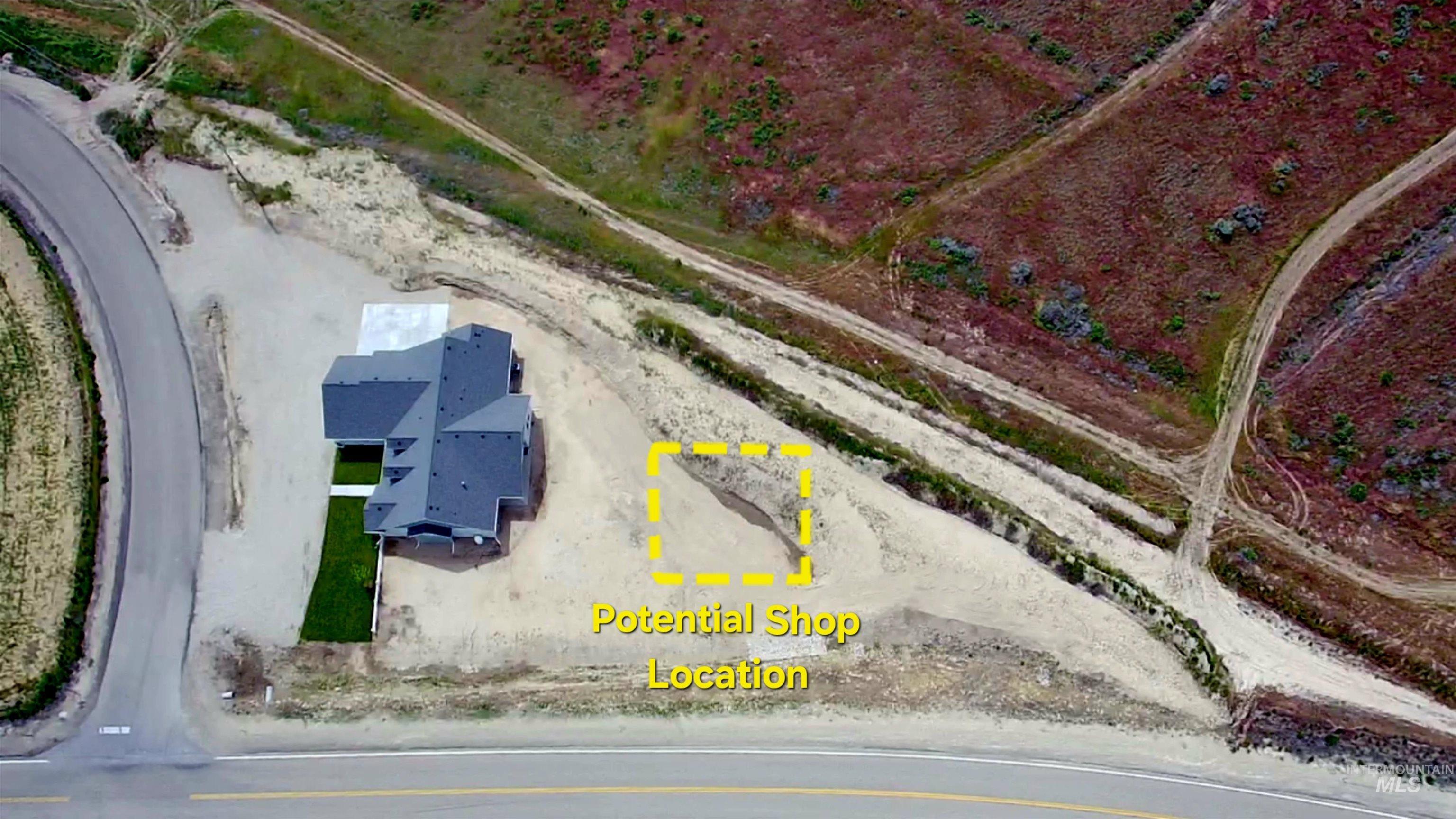 9279 Rolling Hills Ct Property Photo 8