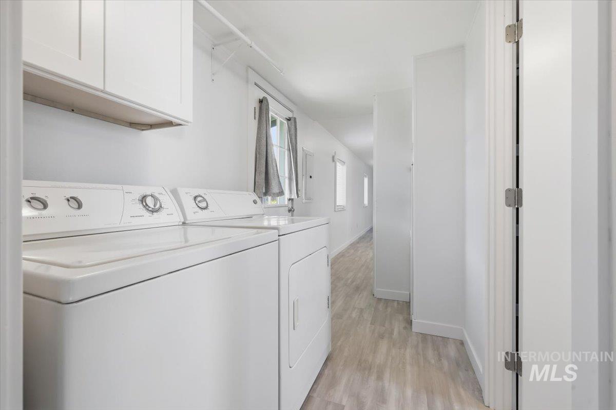 5653 N Fairfax Property Photo 21