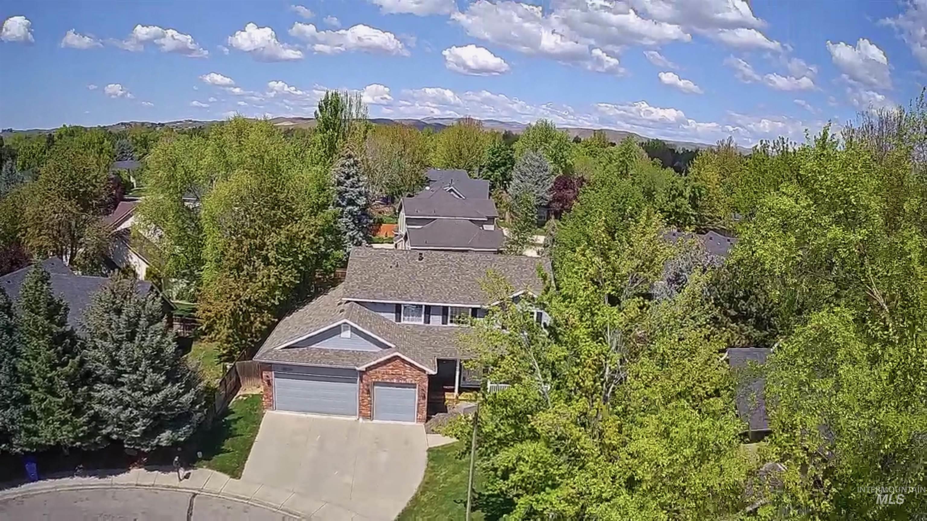 2612 Gladstone Ct Property Photo 44