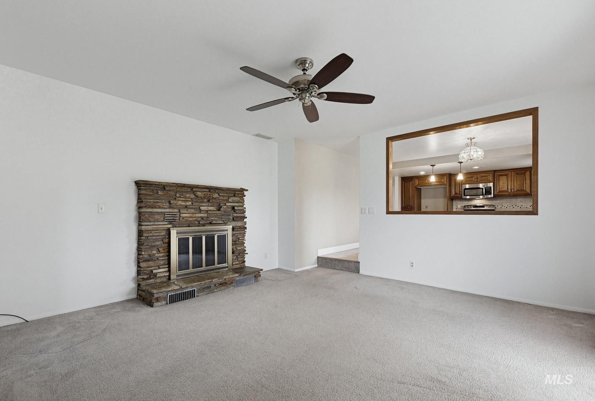 3555 S Beverly St Property Photo 16