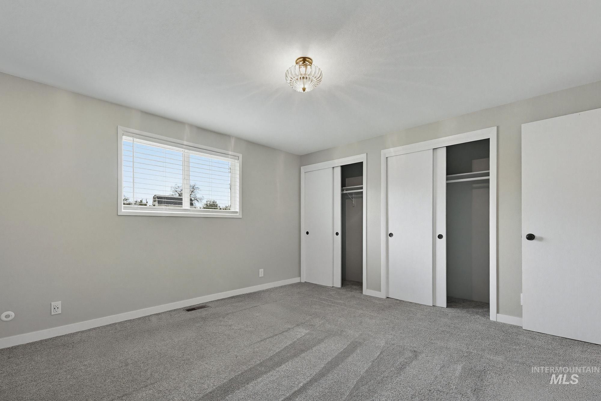 3555 S Beverly St Property Photo 21
