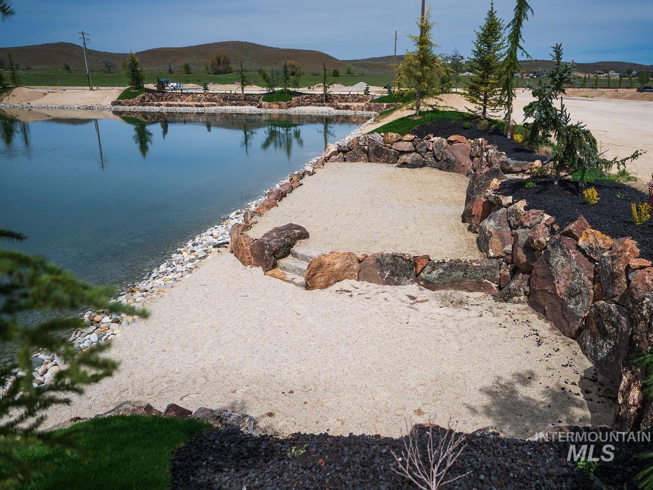 3711 N Harvest Moon Way Property Photo 3
