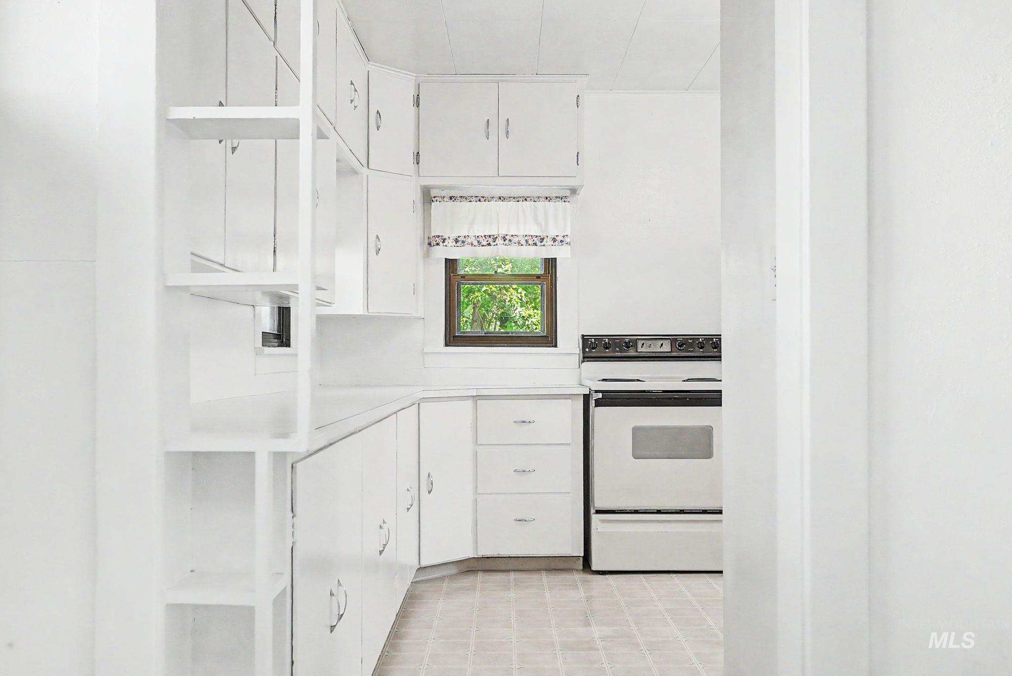 1534 Grelle Ave. Property Photo 8