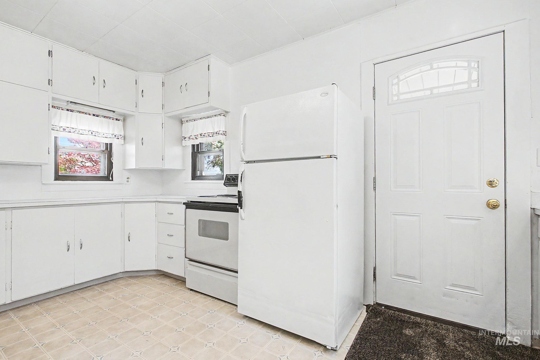 1534 Grelle Ave. Property Photo 11