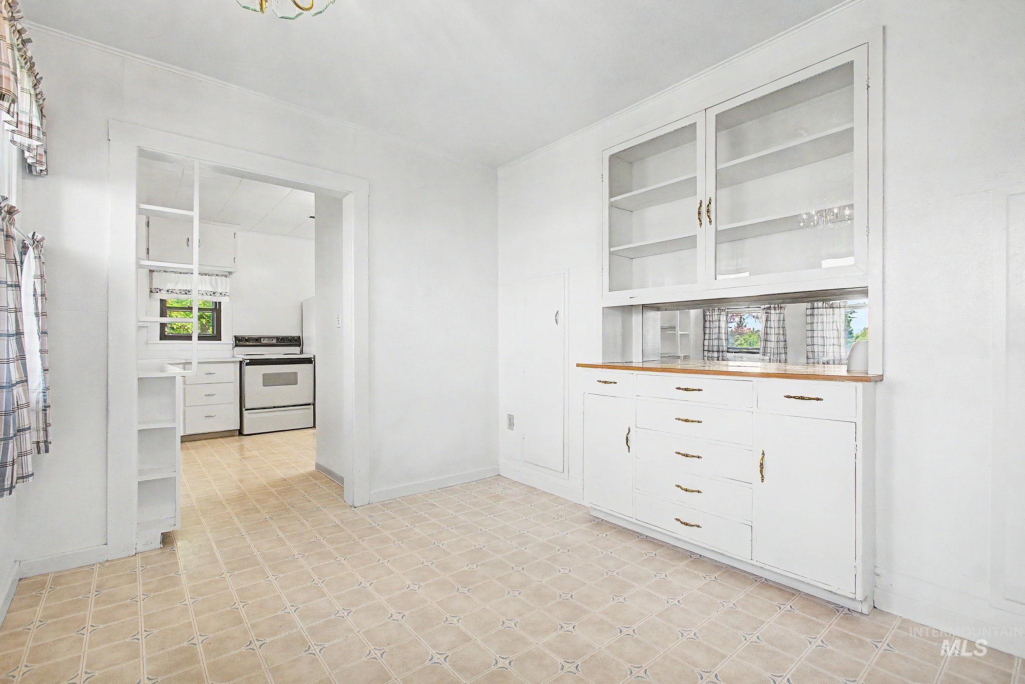 1534 Grelle Ave. Property Photo 15
