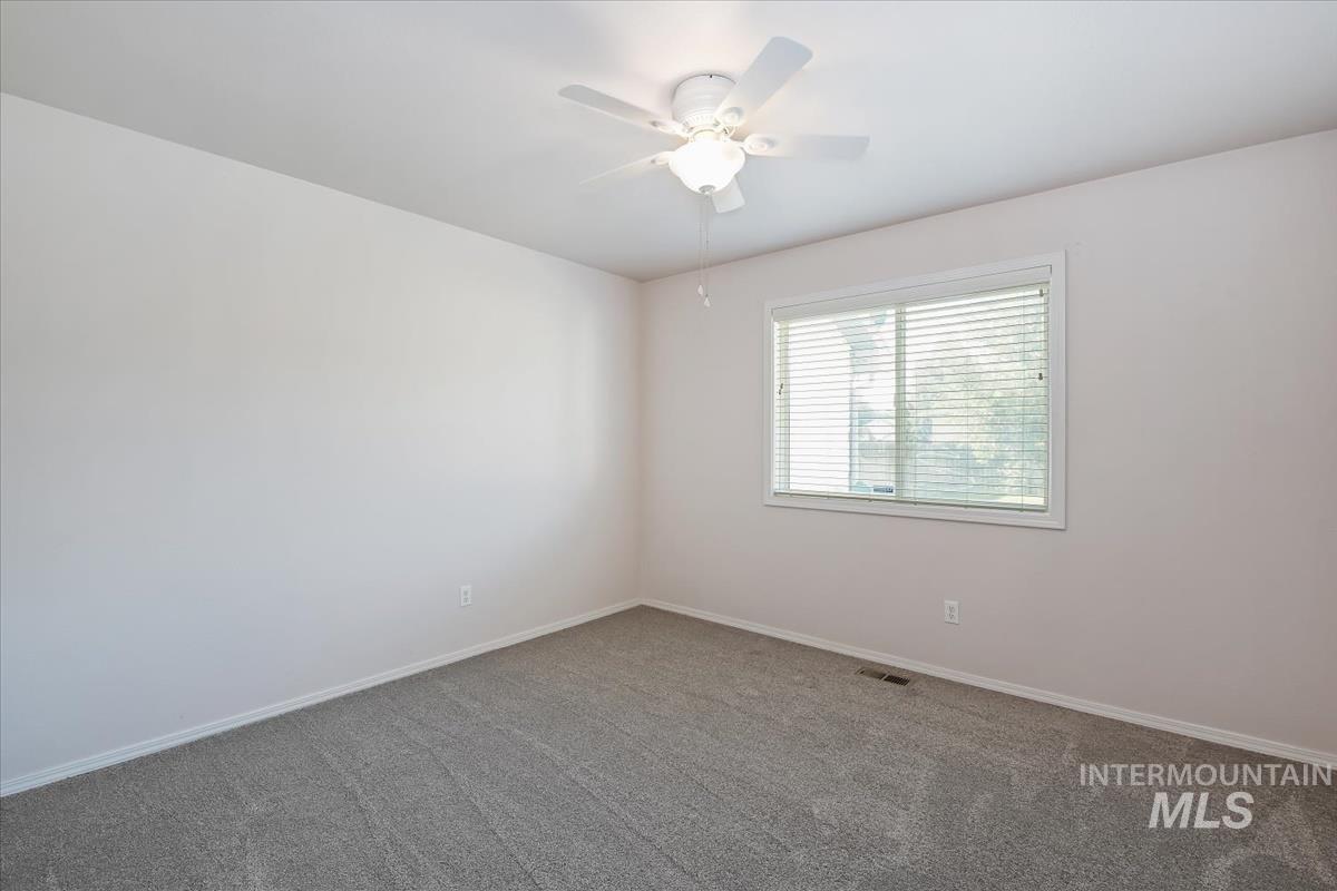 2501 S Meyer St Property Photo 17