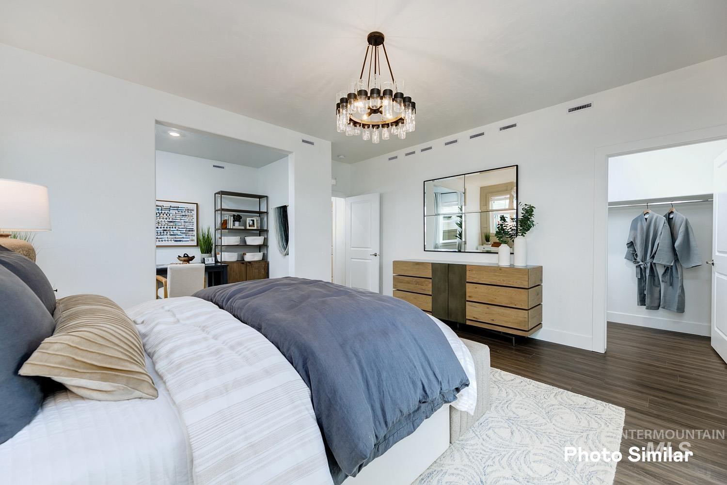 15086 Irisation Ave Property Photo 20