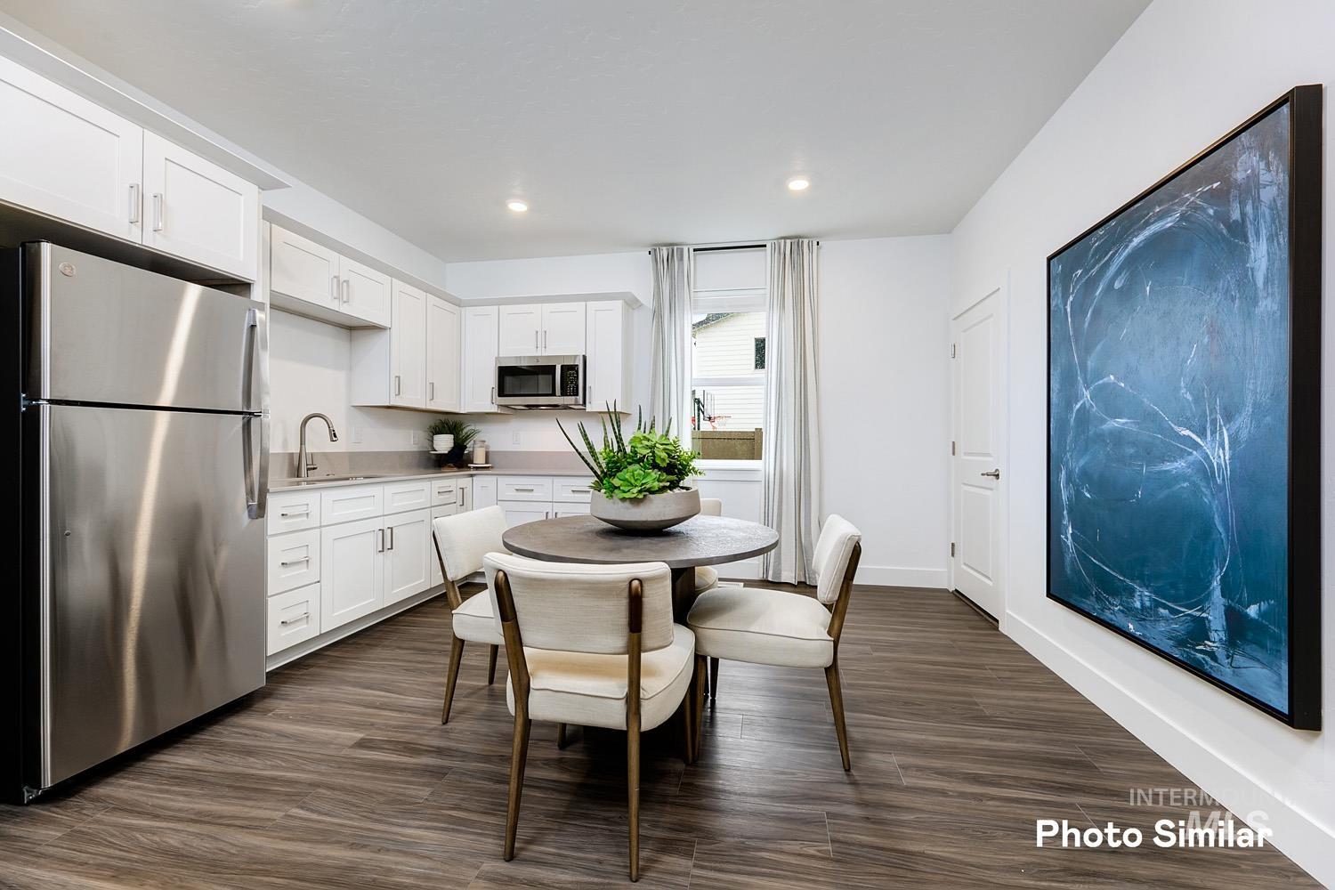 15086 Irisation Ave Property Photo 22