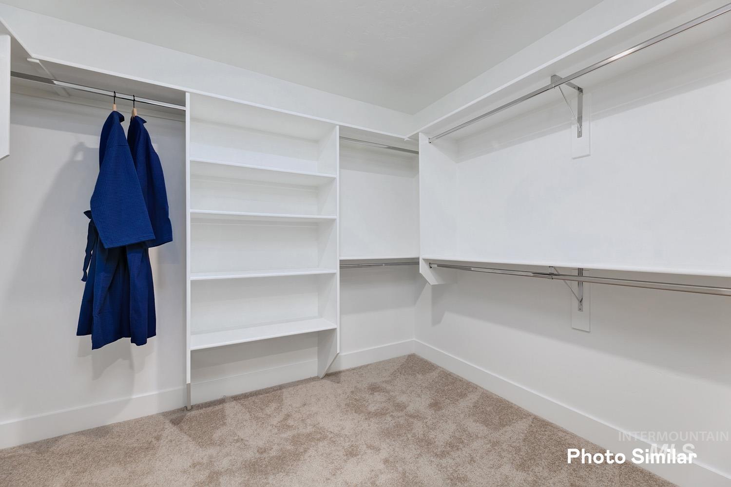 15086 Irisation Ave Property Photo 32