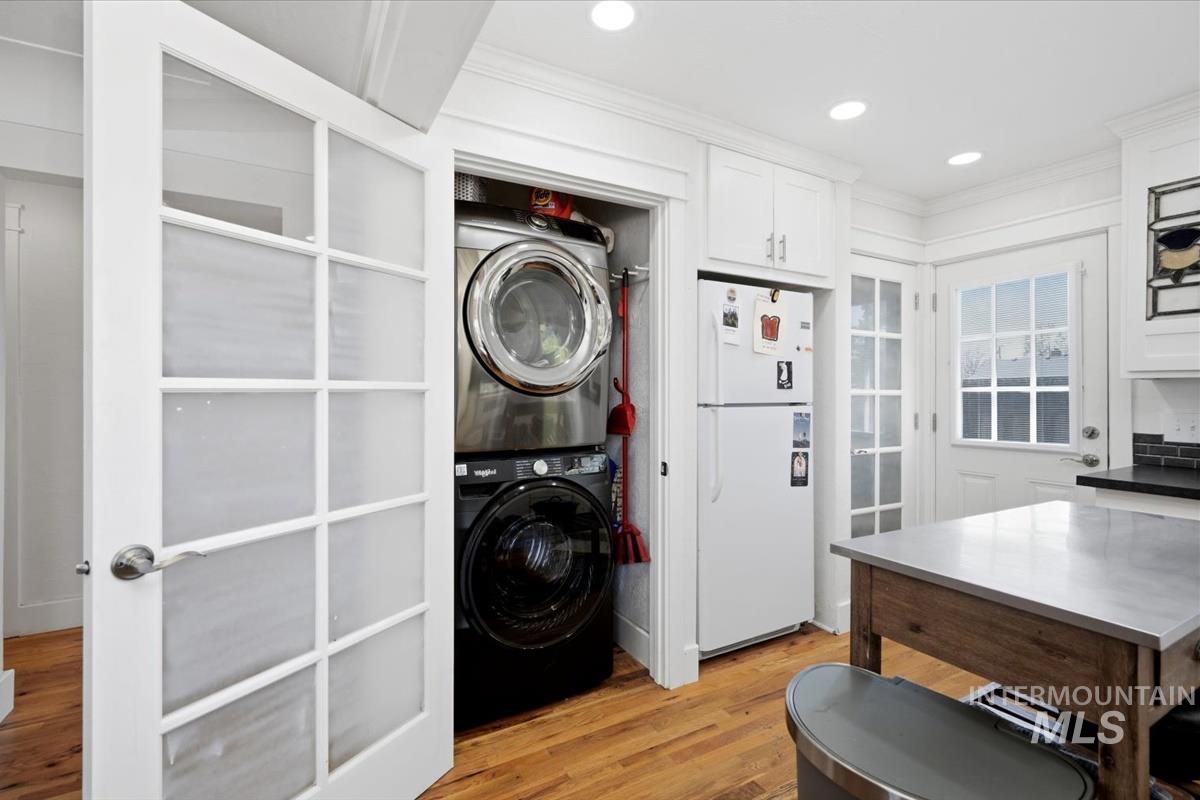 211 W. Dewey Ave. Property Photo 19