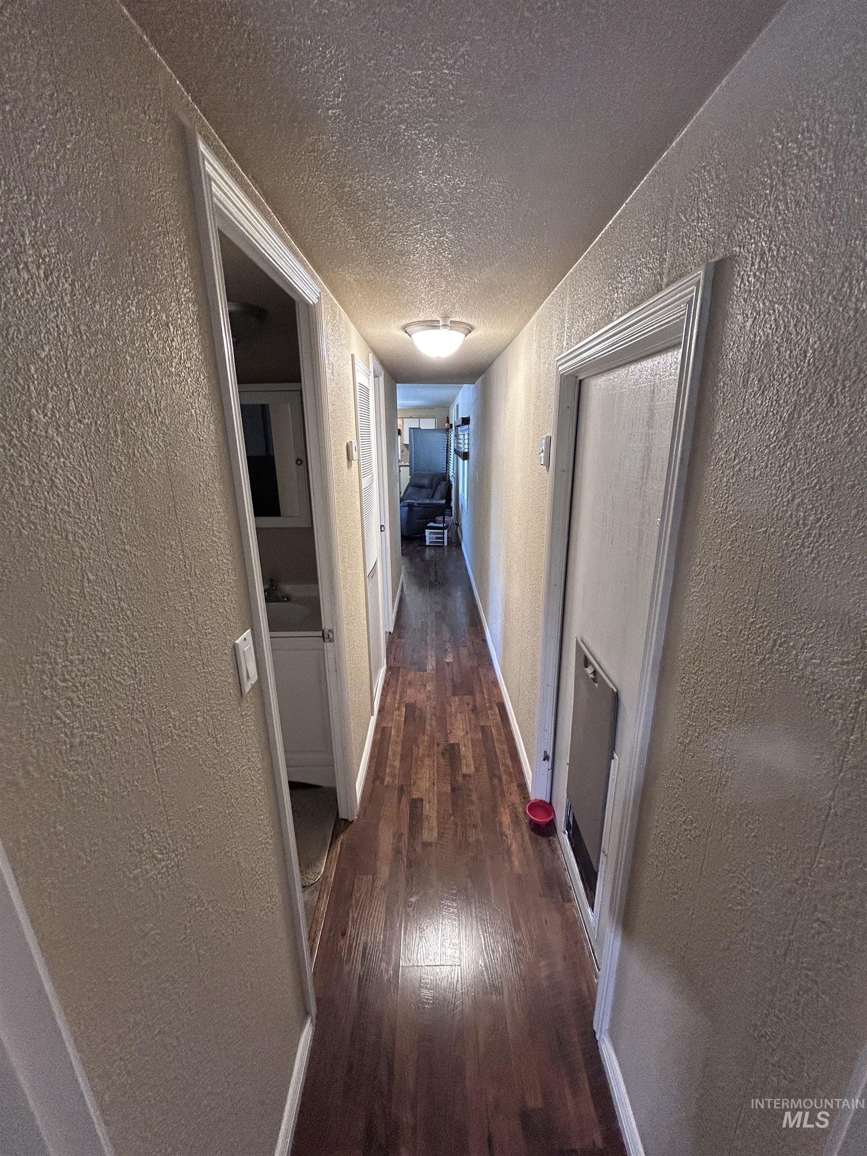 790 N Riviera #6 Property Photo 28