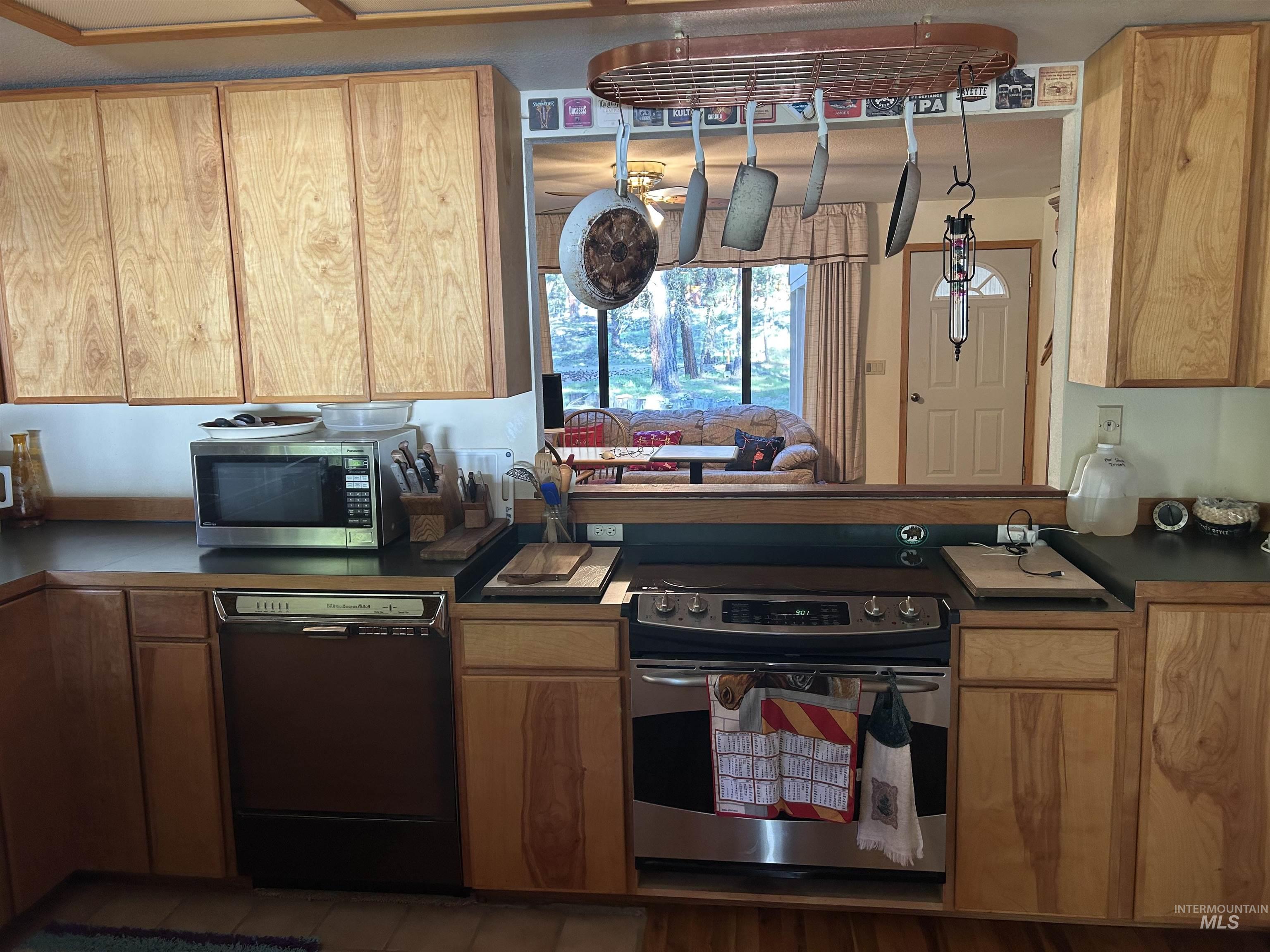 17 Bransons Dr Property Photo 17