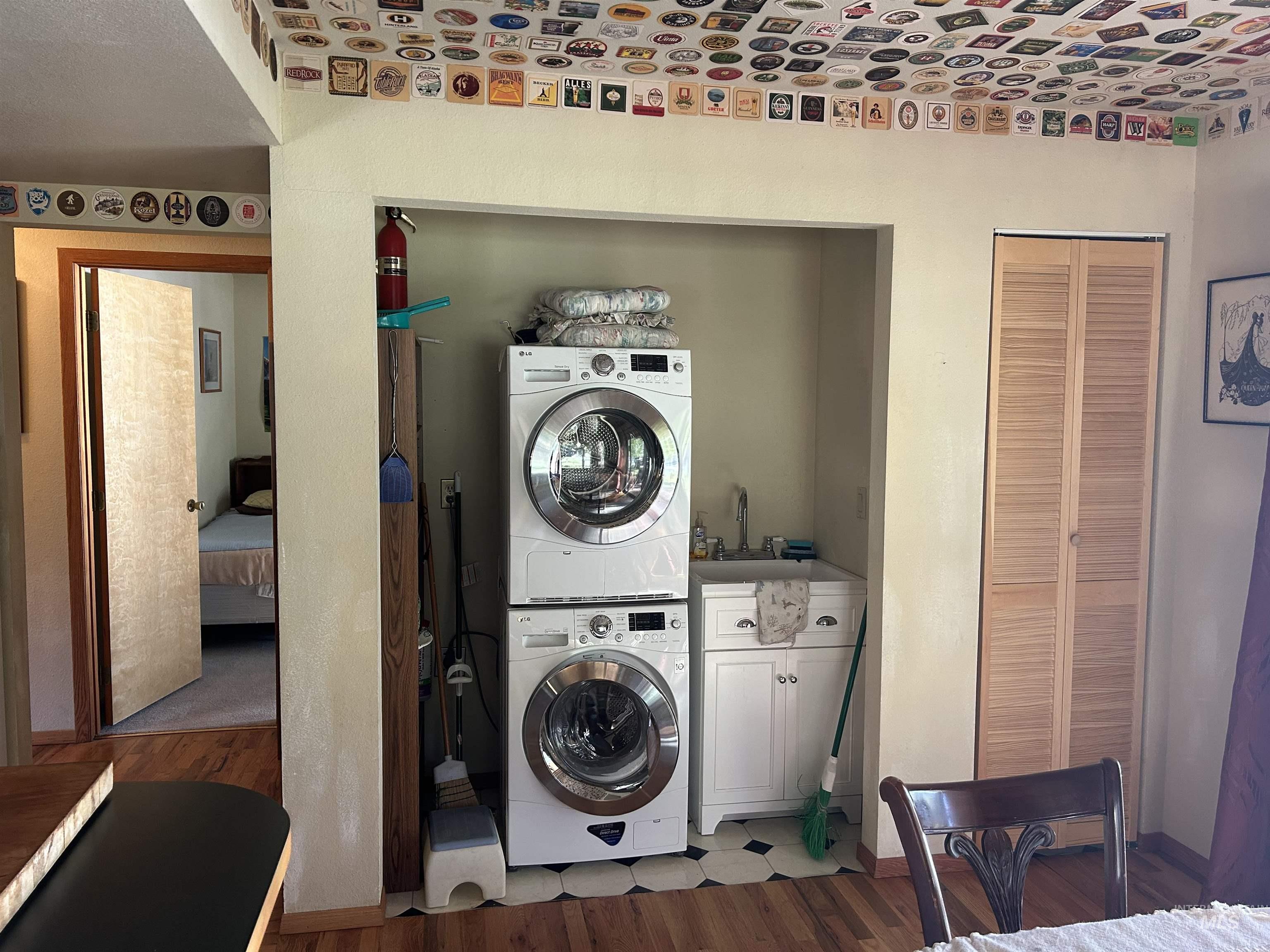 17 Bransons Dr Property Photo 28