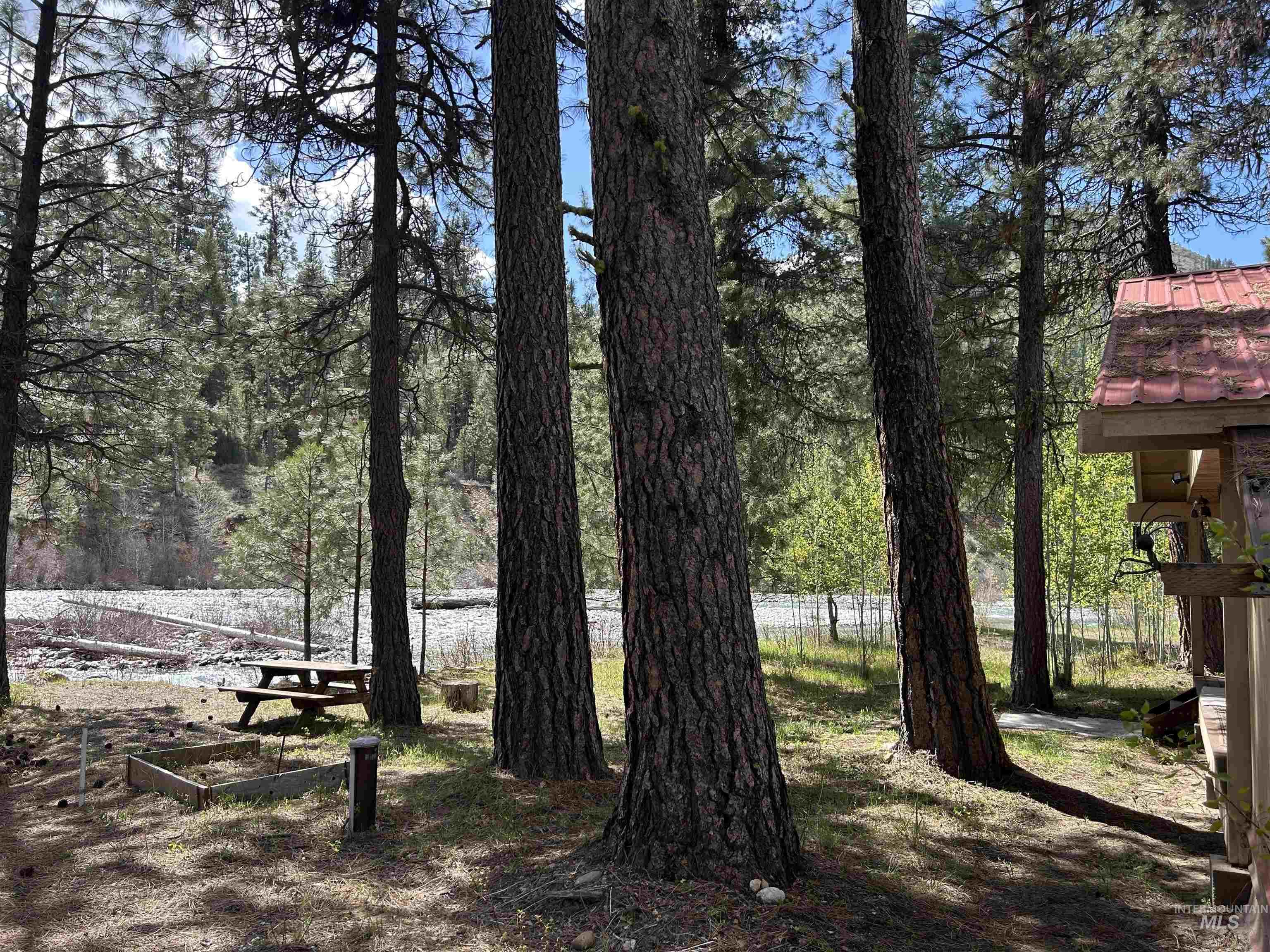 17 Bransons Dr Property Photo 45